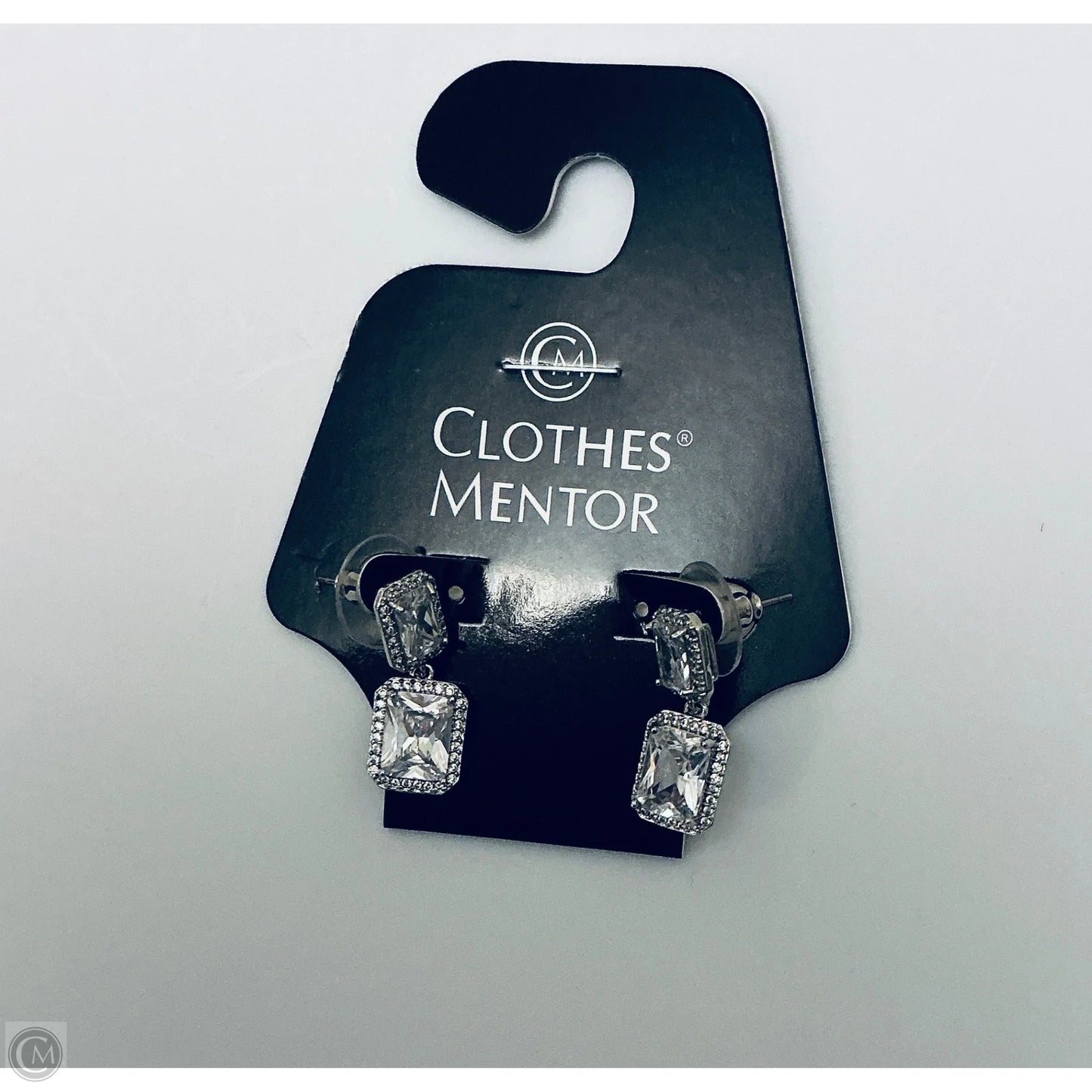 Earrings Dangle/drop By Clothes Mentor
