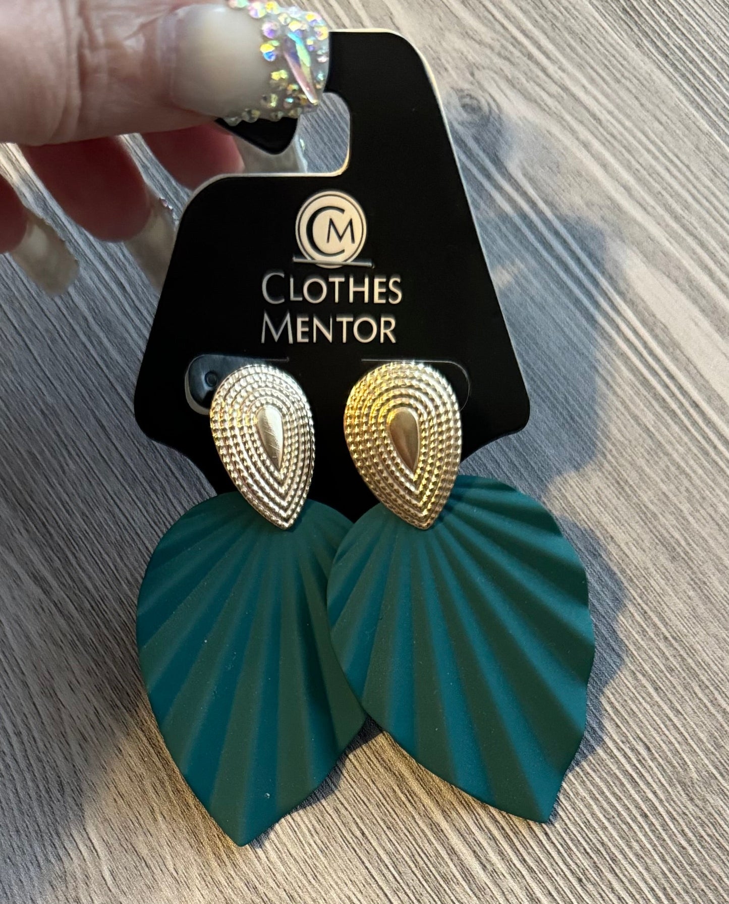 Earrings Dangle/drop By Clothes Mentor