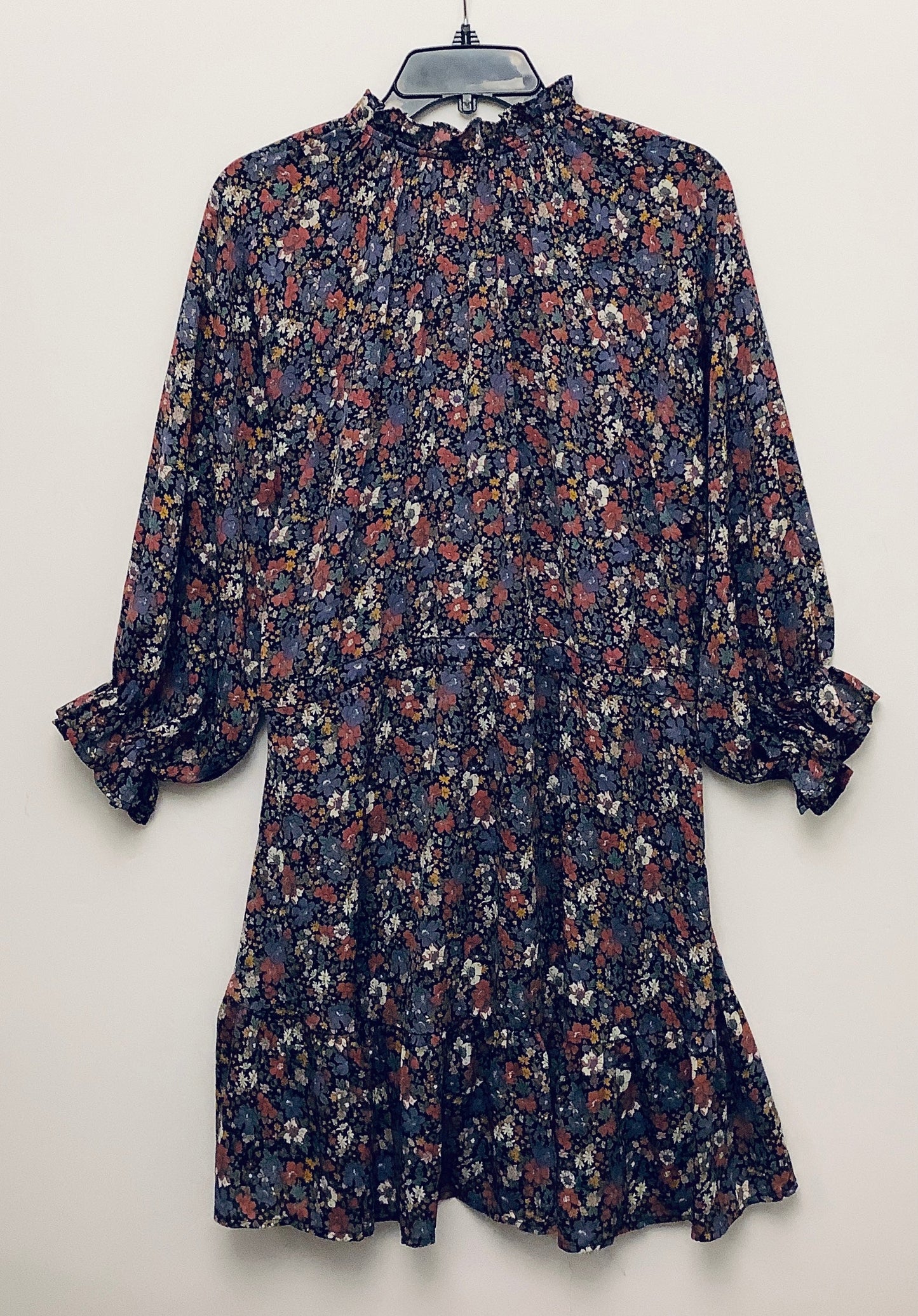 Dress Casual Short By Entro In Floral Print, Size: S