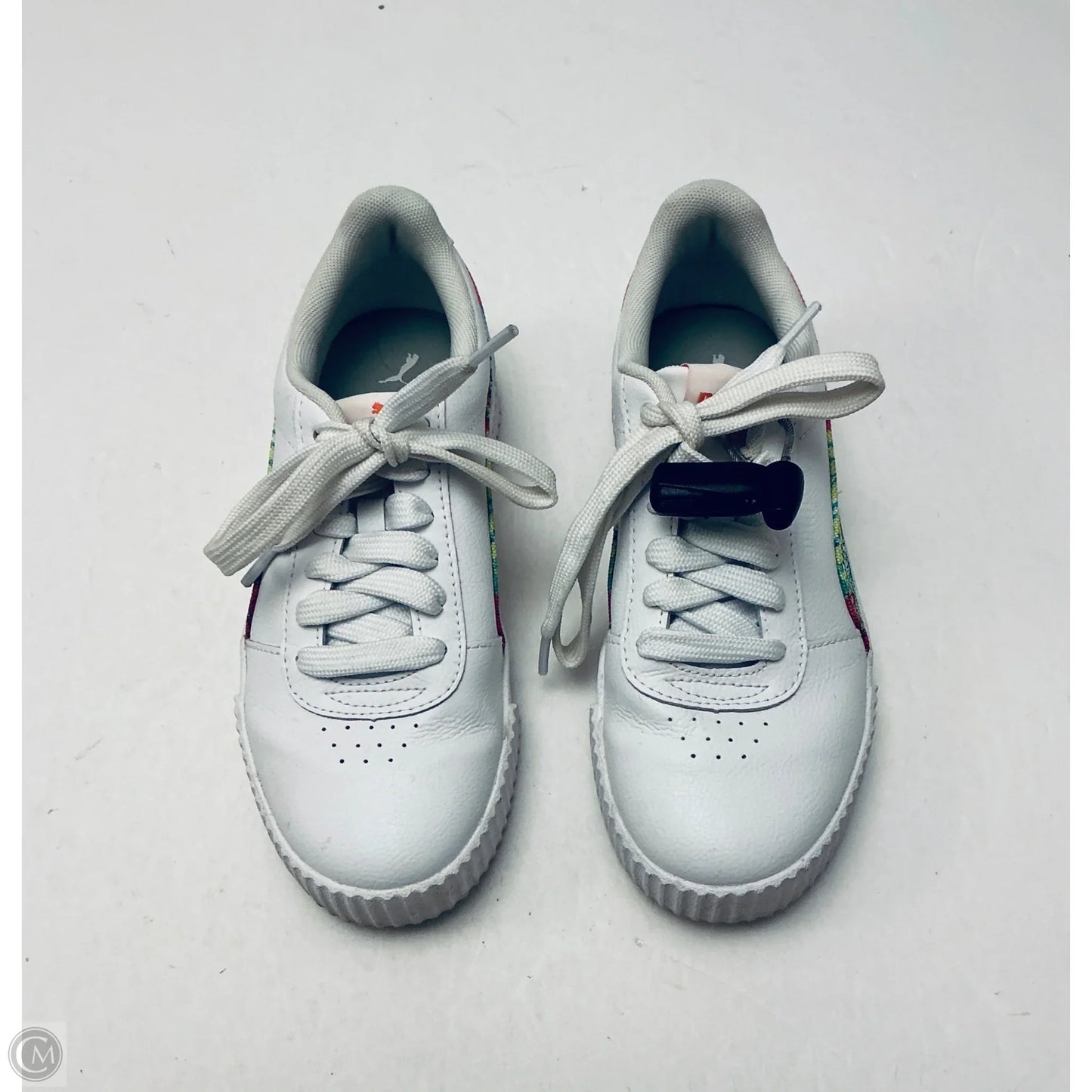 Shoes Sneakers By Puma In White, Size: 7