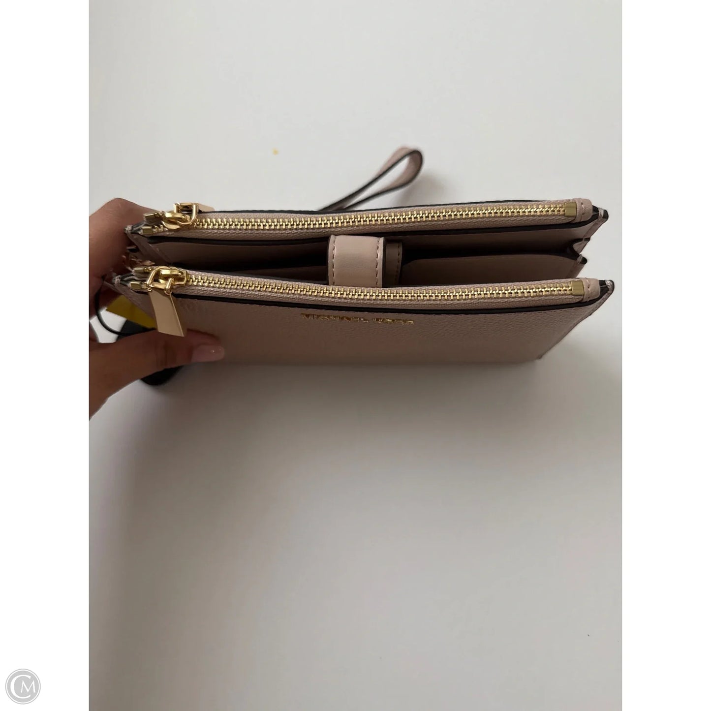 Wristlet Designer By Michael Kors, Size: Large