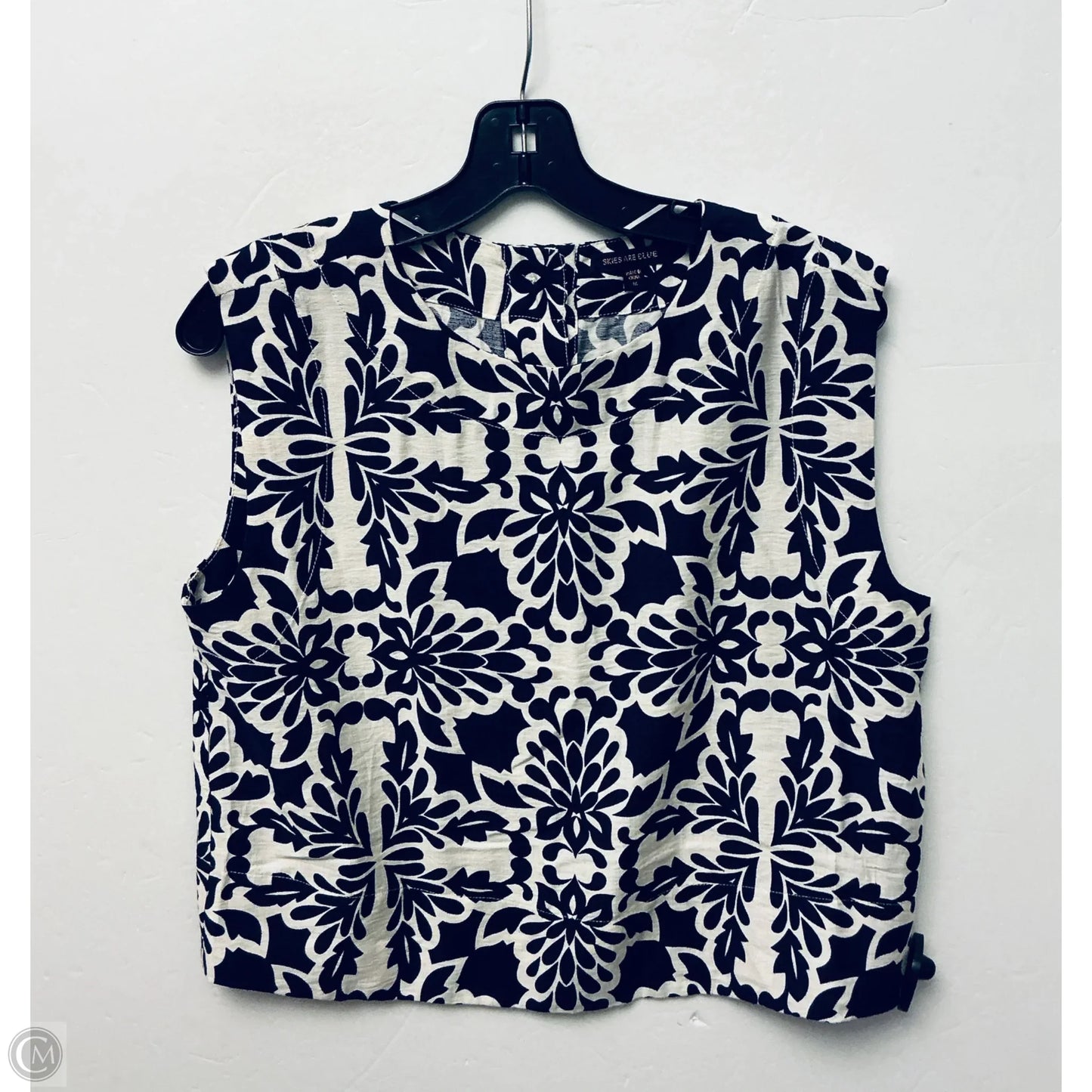 Top Sleeveless By Skies Are Blue In Navy, Size: M