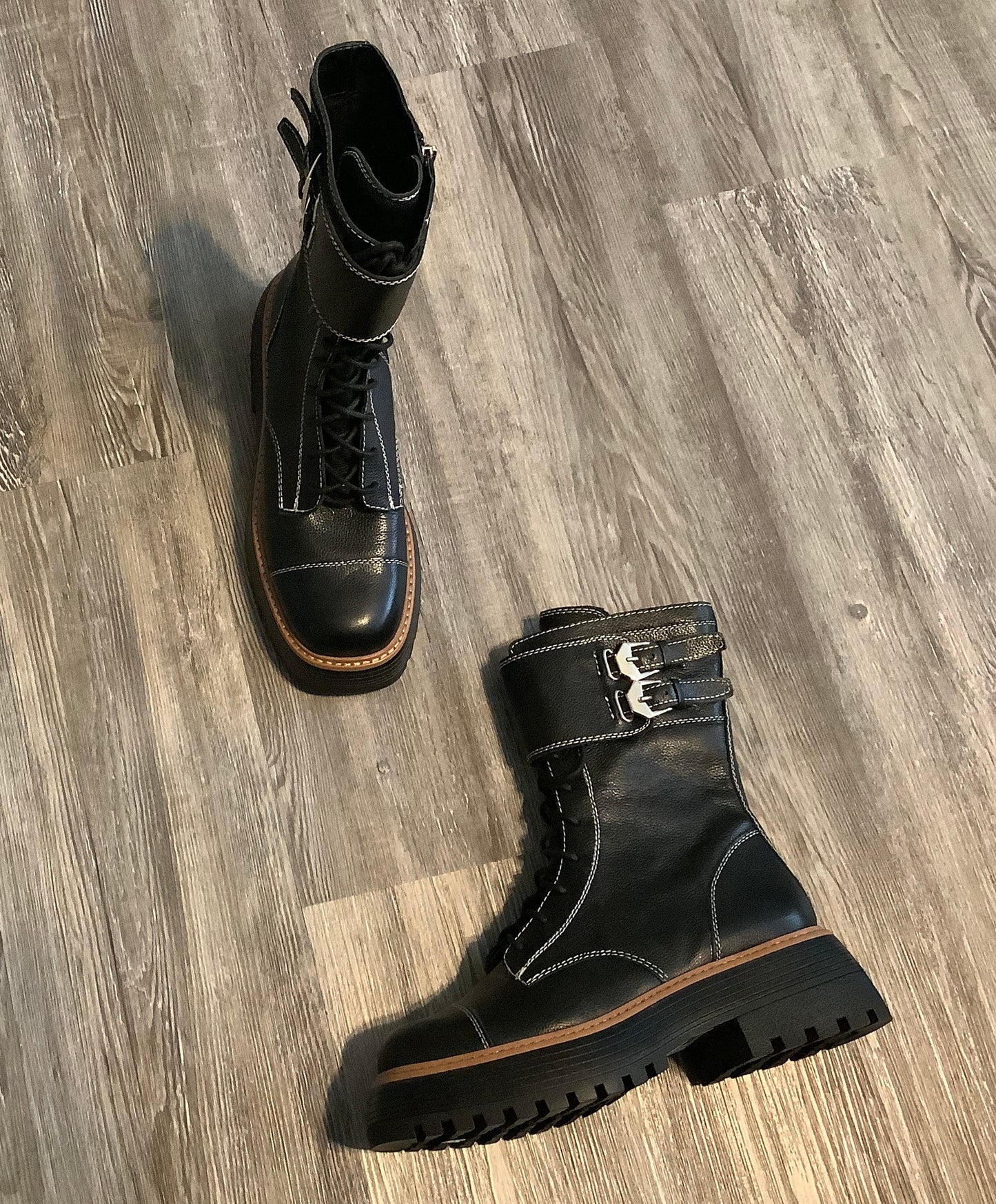 Boots Combat By Vince Camuto  Size: 8.5