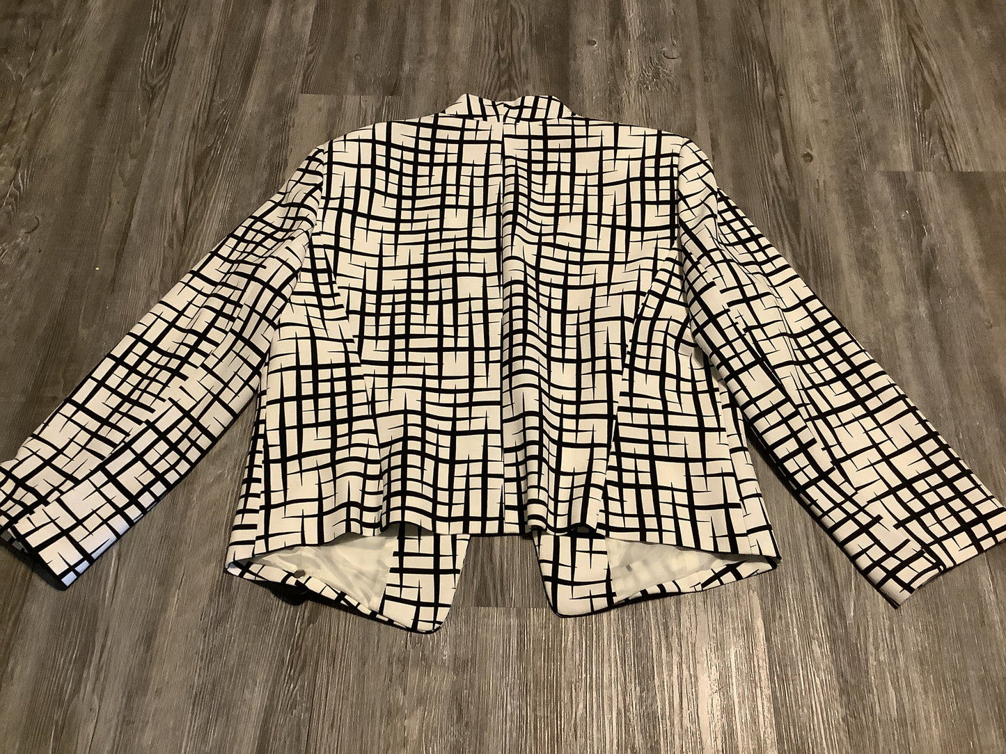 Blazer By Tahari By Arthur Levine In Black & White, Size: Petite   Xl