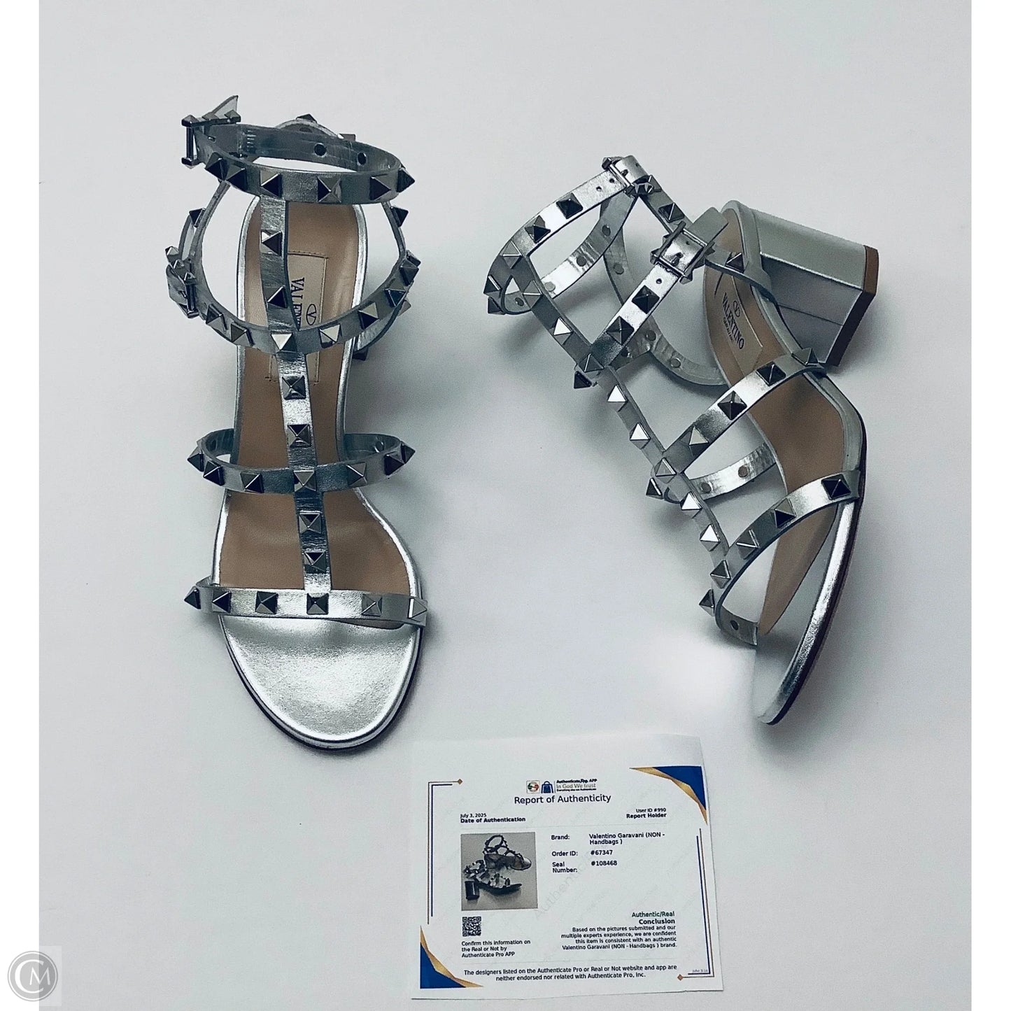 Shoes Luxury Designer By Valentino-garavani In Silver, Size: 5.5