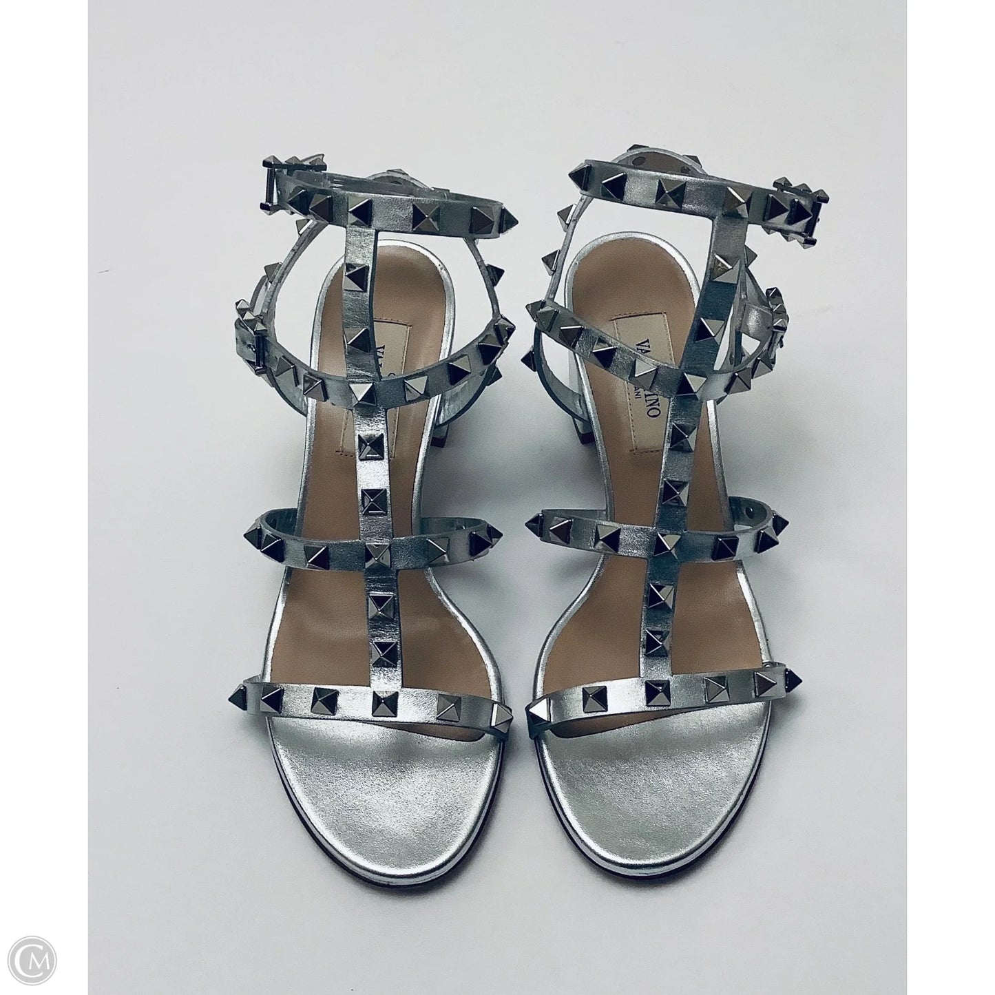 Shoes Luxury Designer By Valentino-garavani In Silver, Size: 5.5