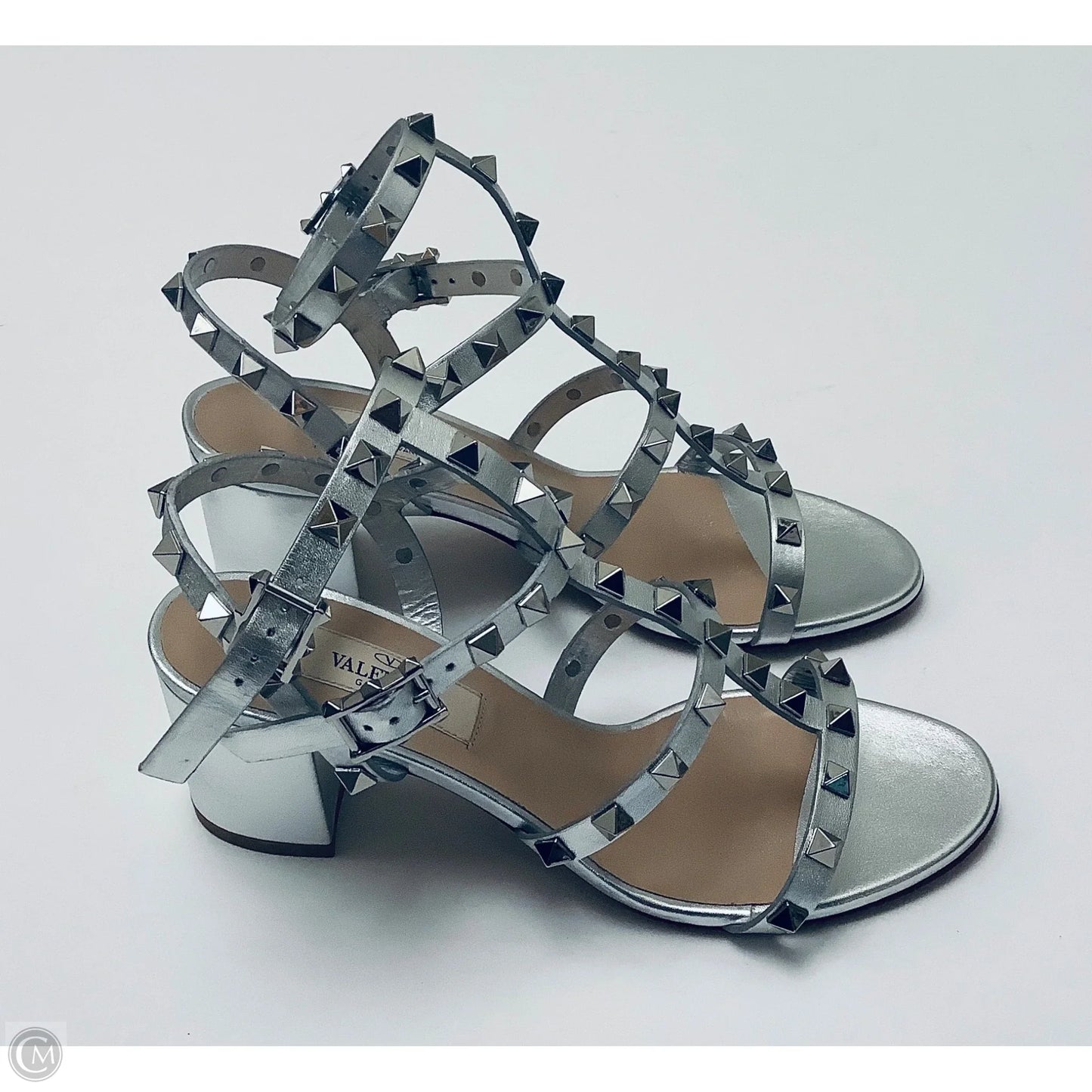 Shoes Luxury Designer By Valentino-garavani In Silver, Size: 5.5