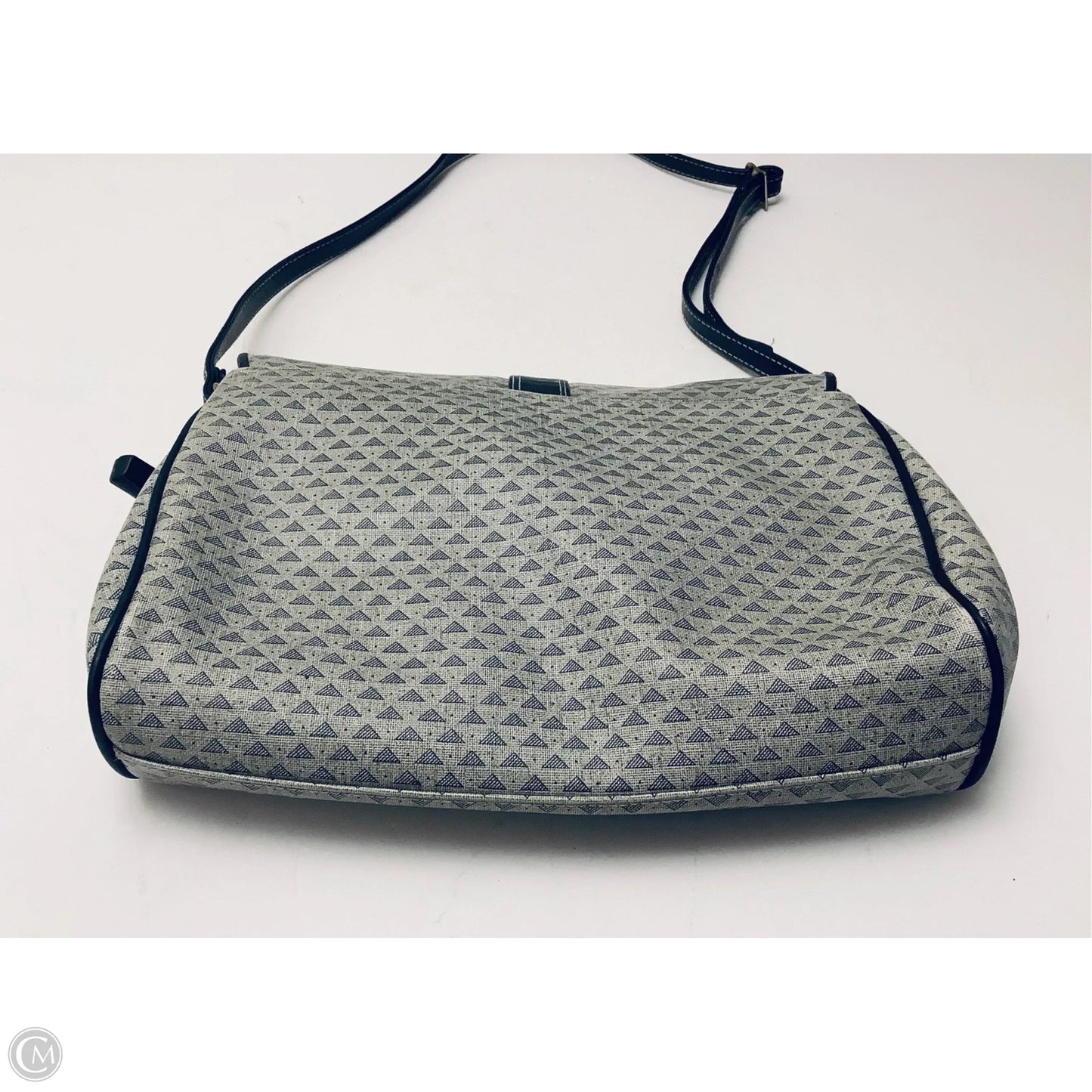 Handbag By Liz Claiborne, Size: Medium