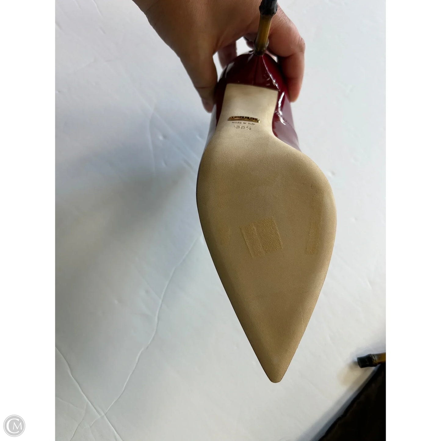 Shoes Luxury Designer By Gucci In Red, Size: 9