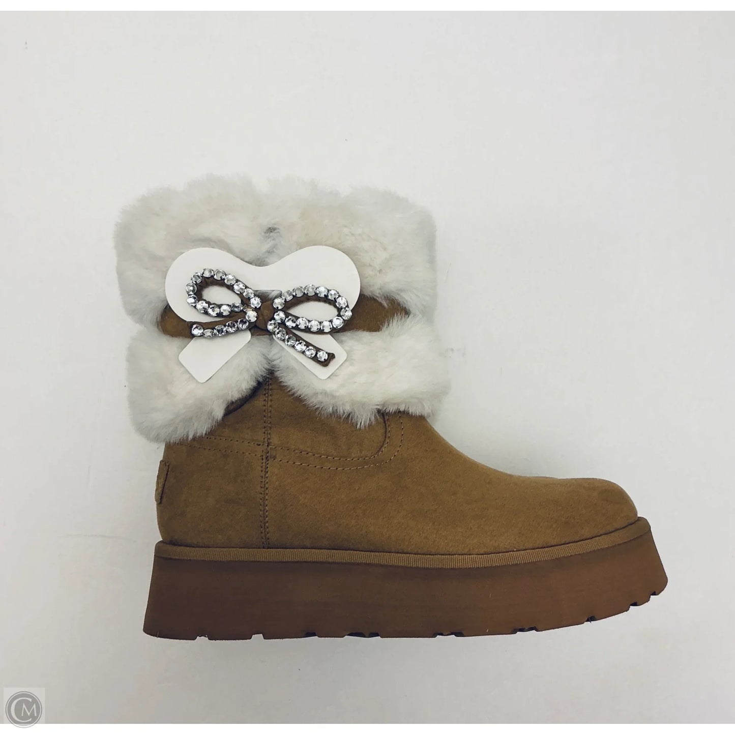 Boots Ankle Flats By Guess In Tan & White, Size: 8