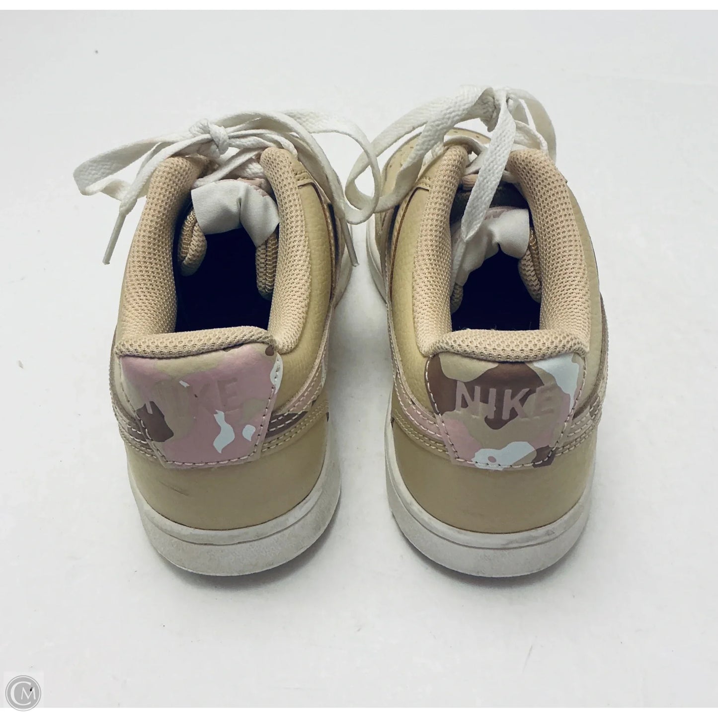 Shoes Sneakers By Nike In Tan, Size: 8.5
