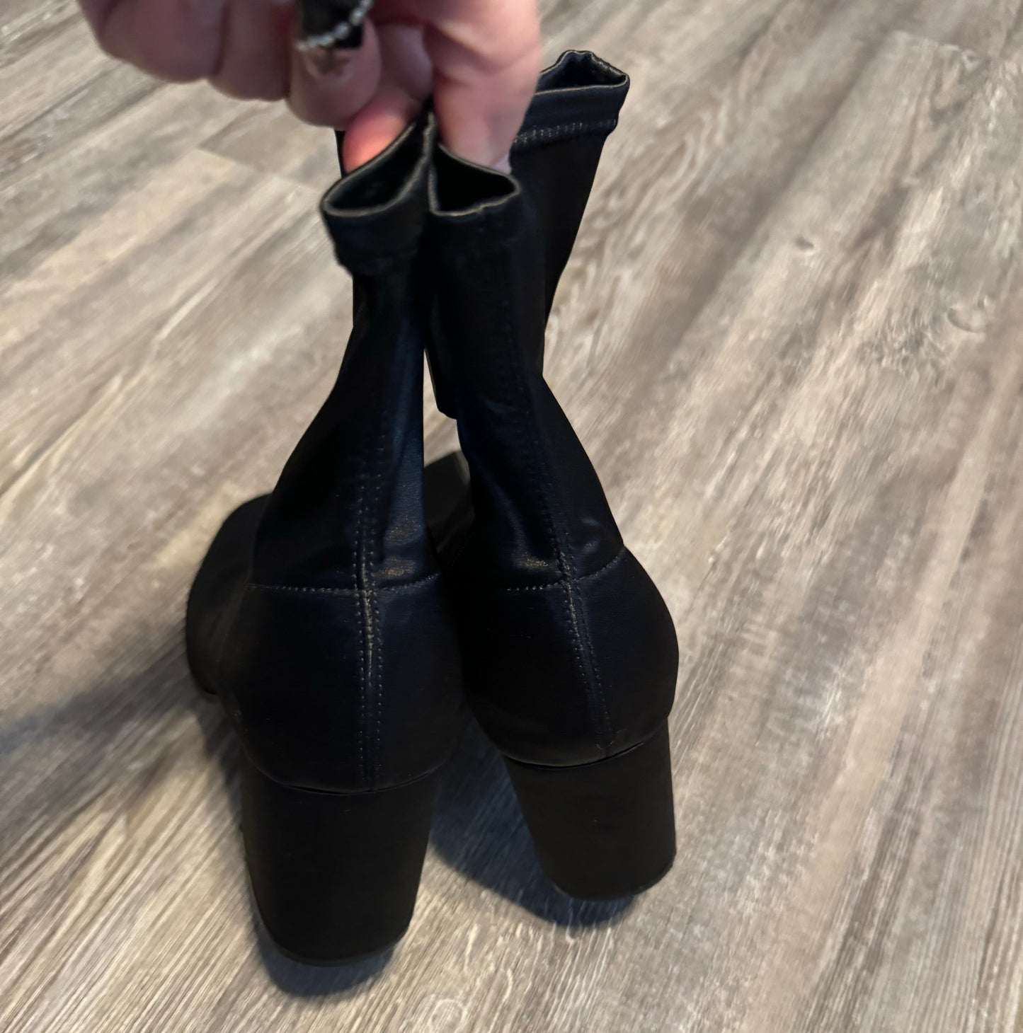 Boots Ankle Heels By Marc Fisher  Size: 8.5