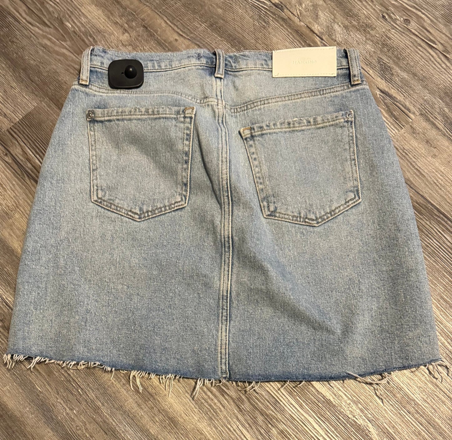 Skirt Mini & Short By 7 For All Mankind  Size: 4