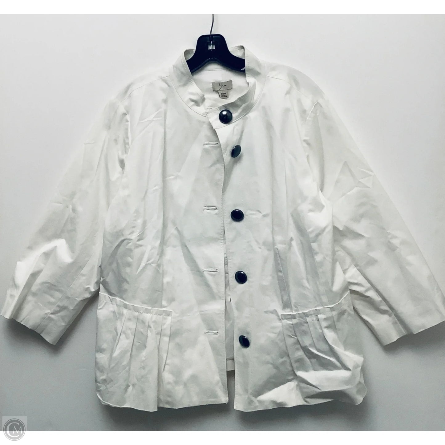 Blazer By Clothes Mentor In White, Size: 2x