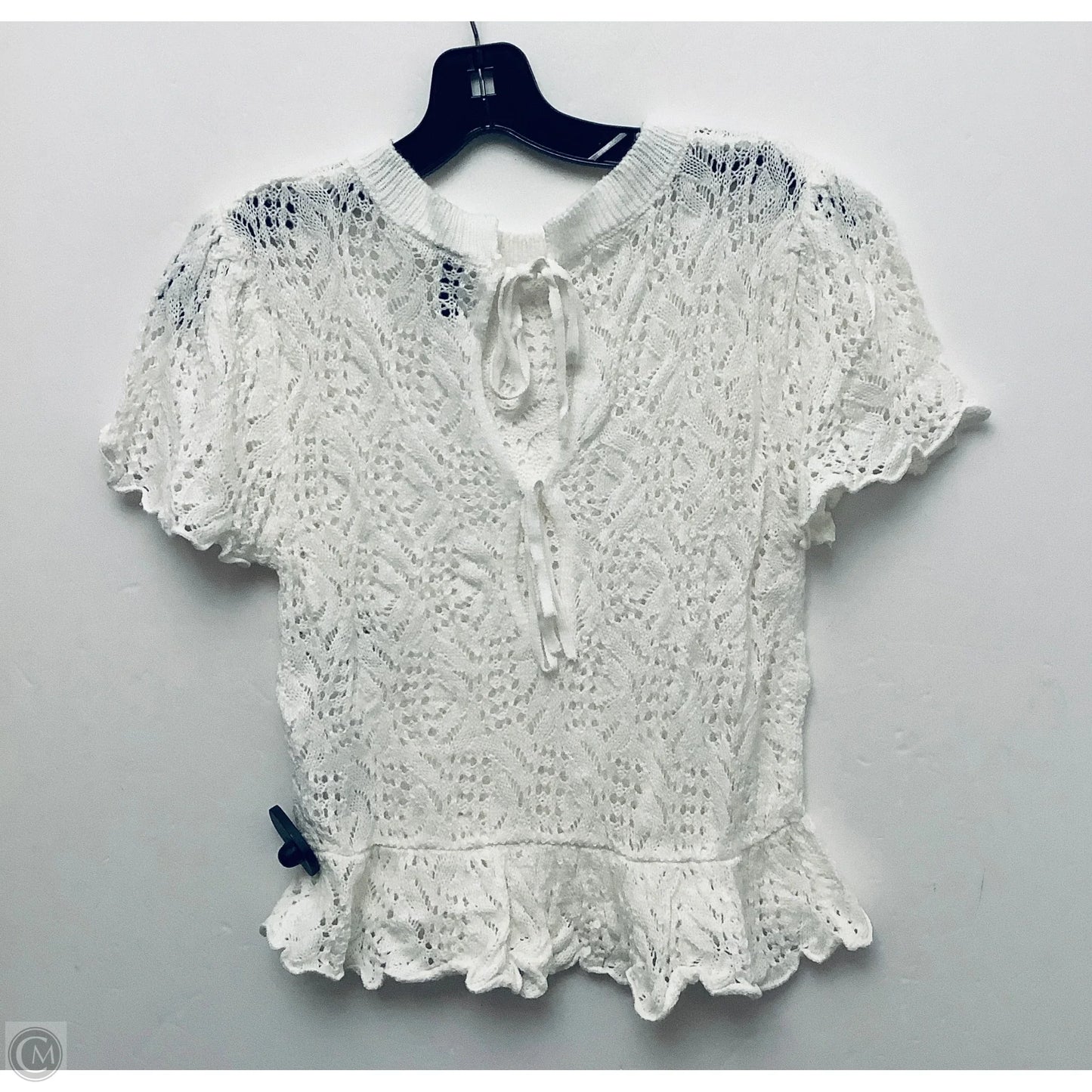 Top Short Sleeve By Divided In White, Size: S