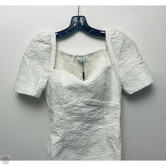 Dress Party Short By Elliatt In White, Size: S