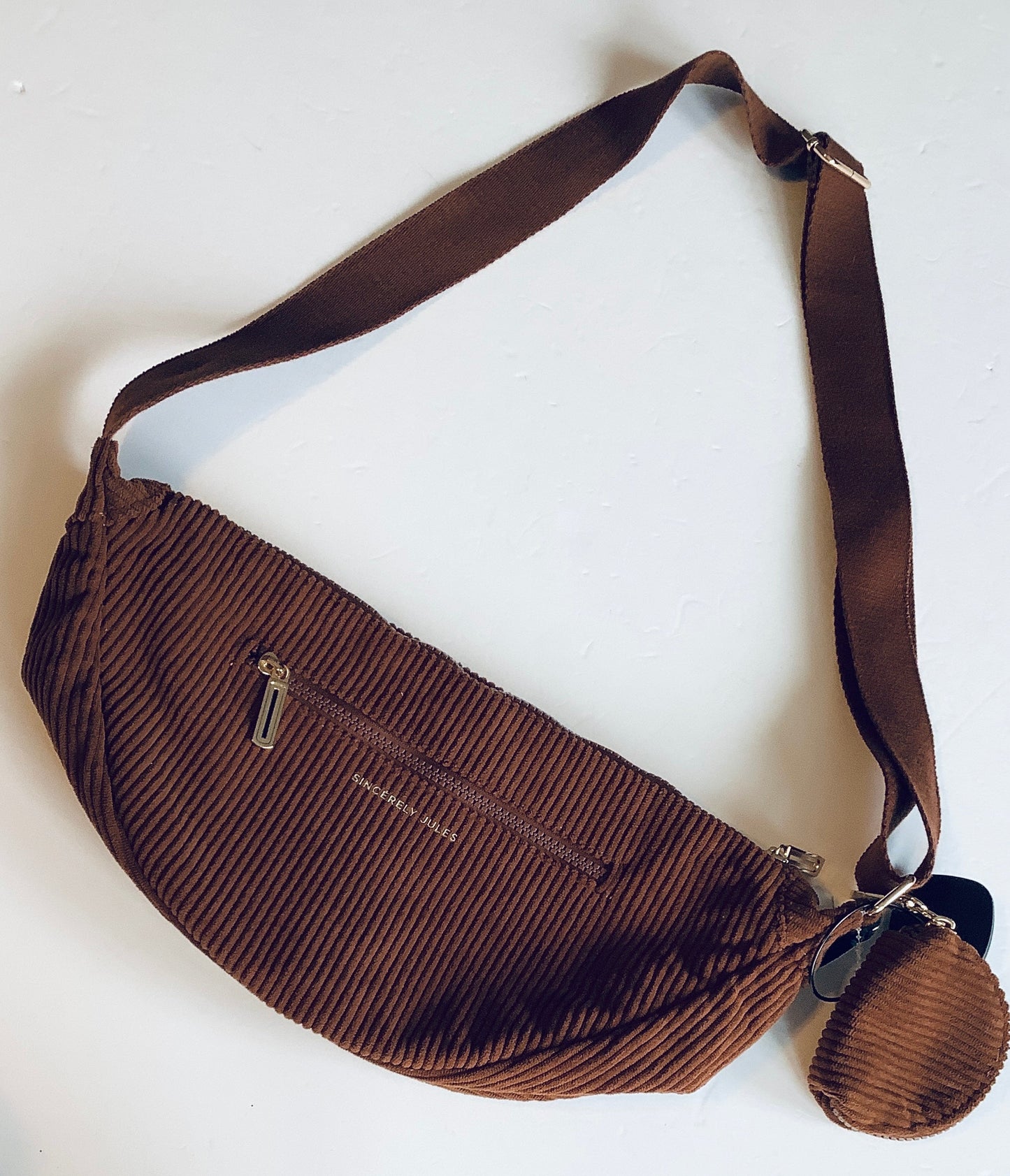 Belt Bag By Clothes Mentor, Size: Medium