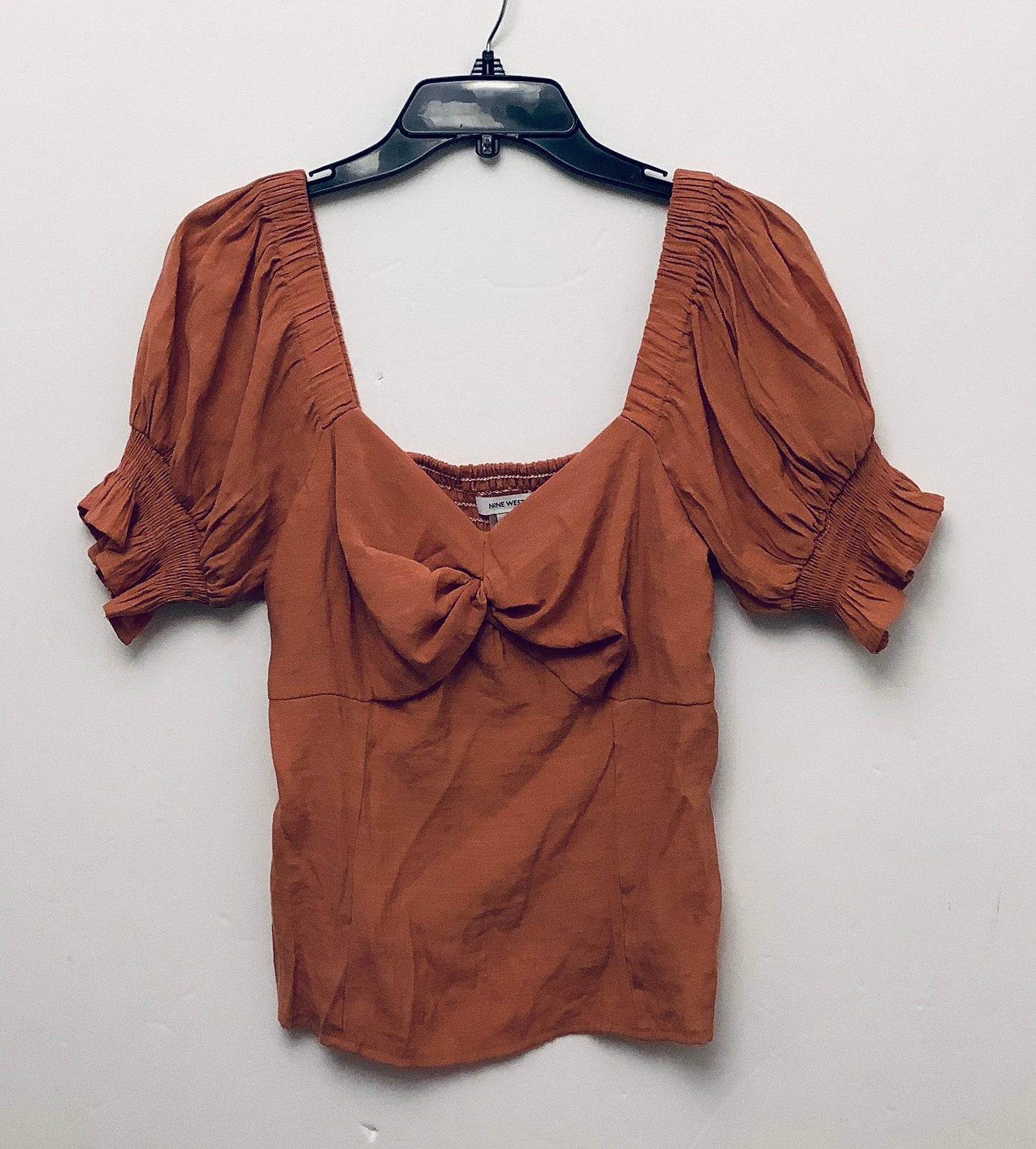 Top Short Sleeve By Nine West In Orange, Size: M