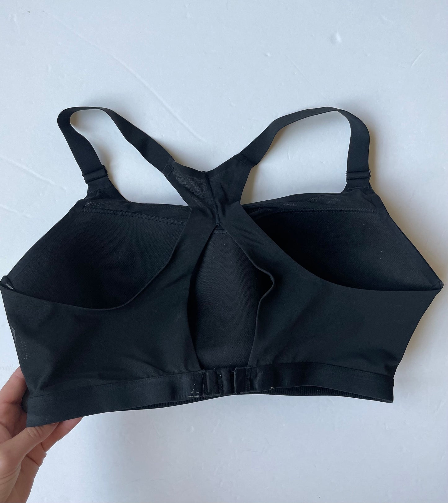 Athletic Bra By Victorias Secret In Black, Size: 38DDD