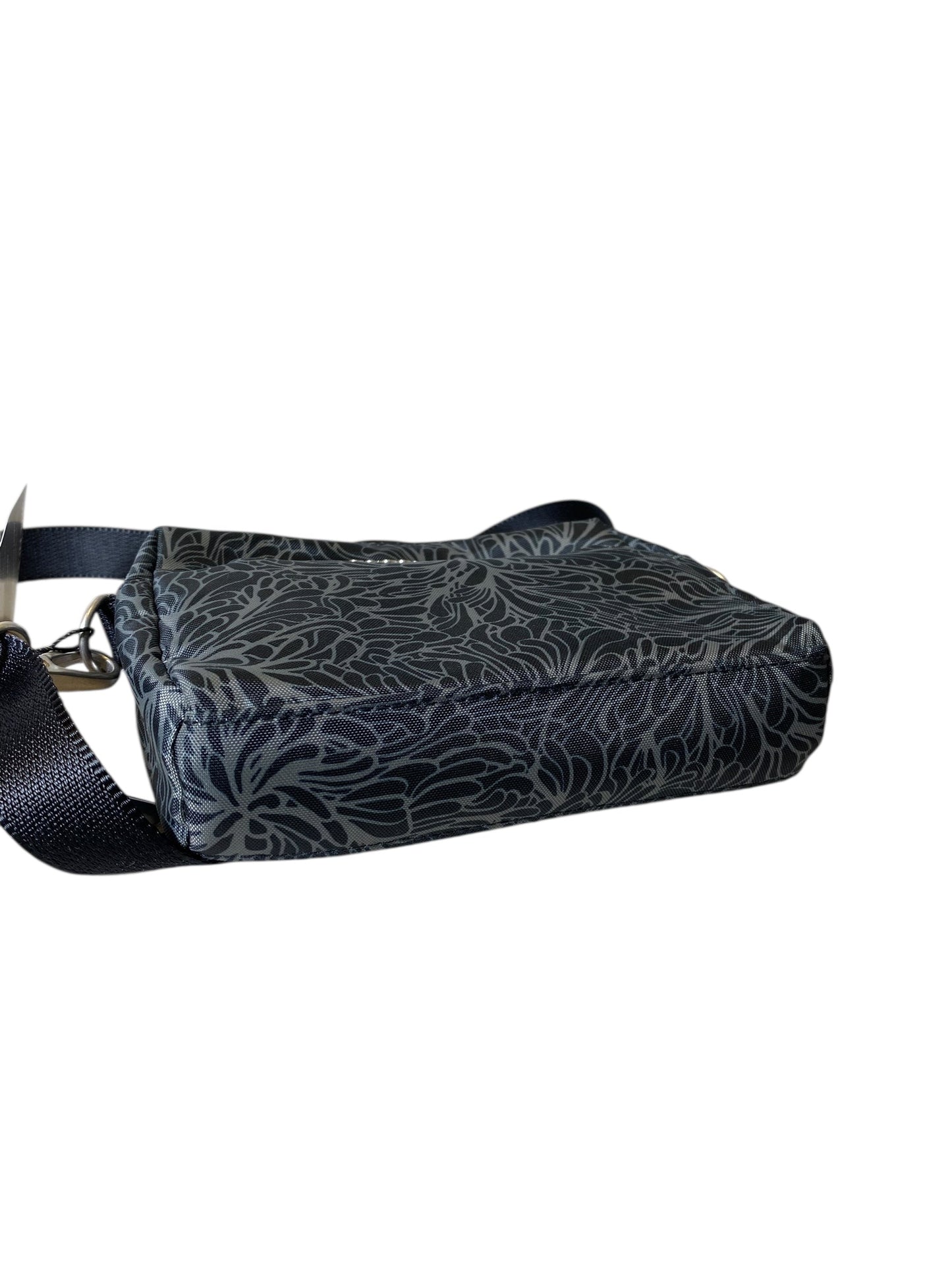 Crossbody By Baggallini, Size: Small