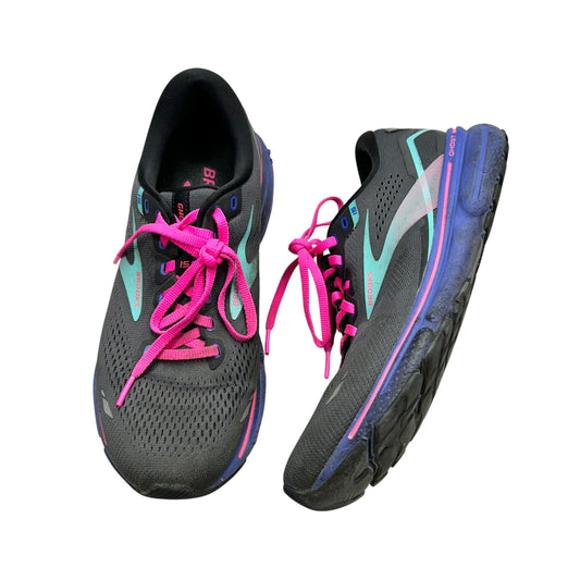 SHOES ATHLETIC by BROOKS In GREY & PINK, Size: 9.5