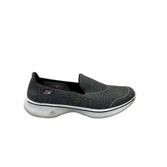 Shoes Flats By Skechers In Grey, Size:7.5