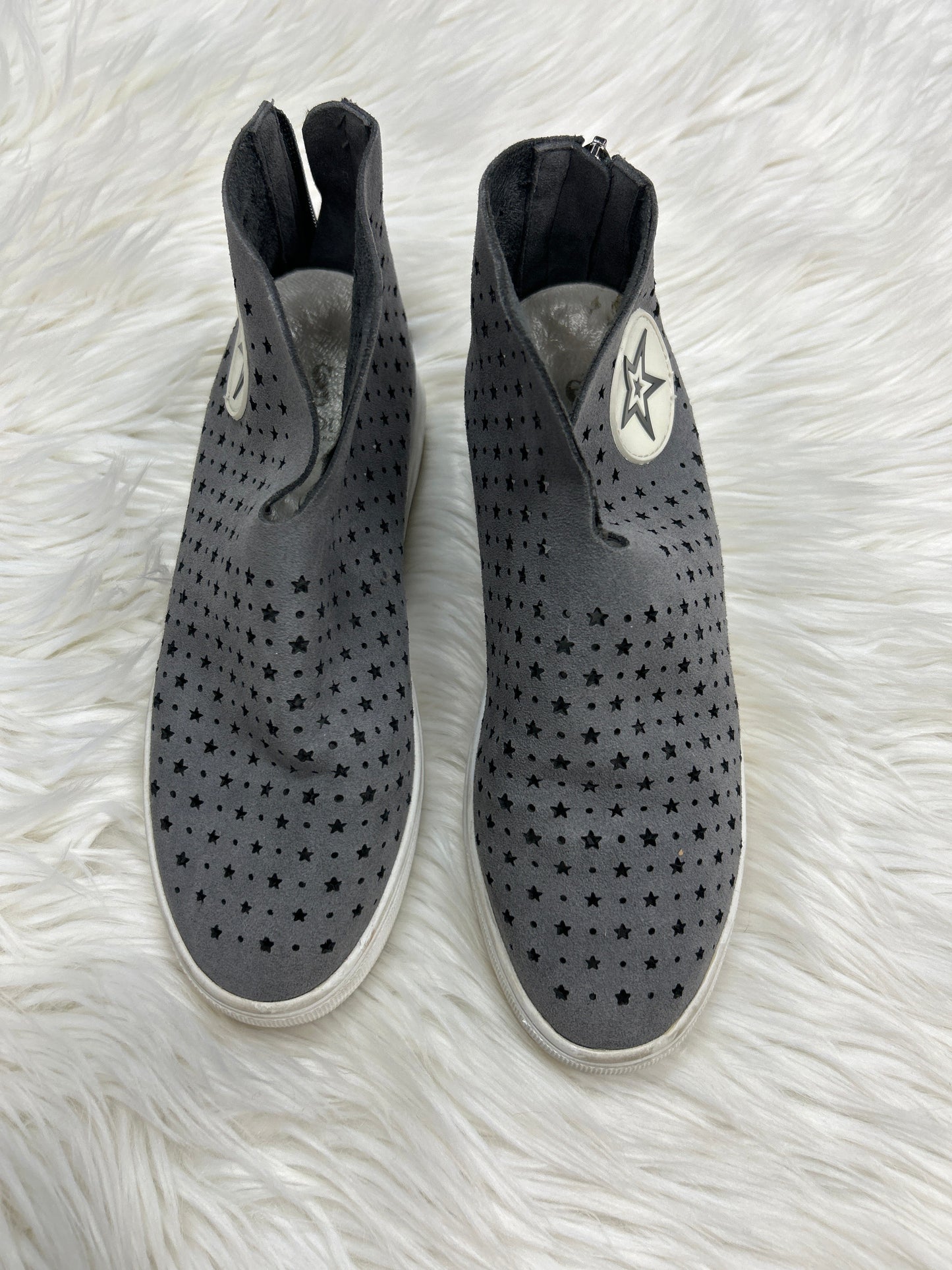 Shoes Sneakers By Cmc In Grey, Size:7