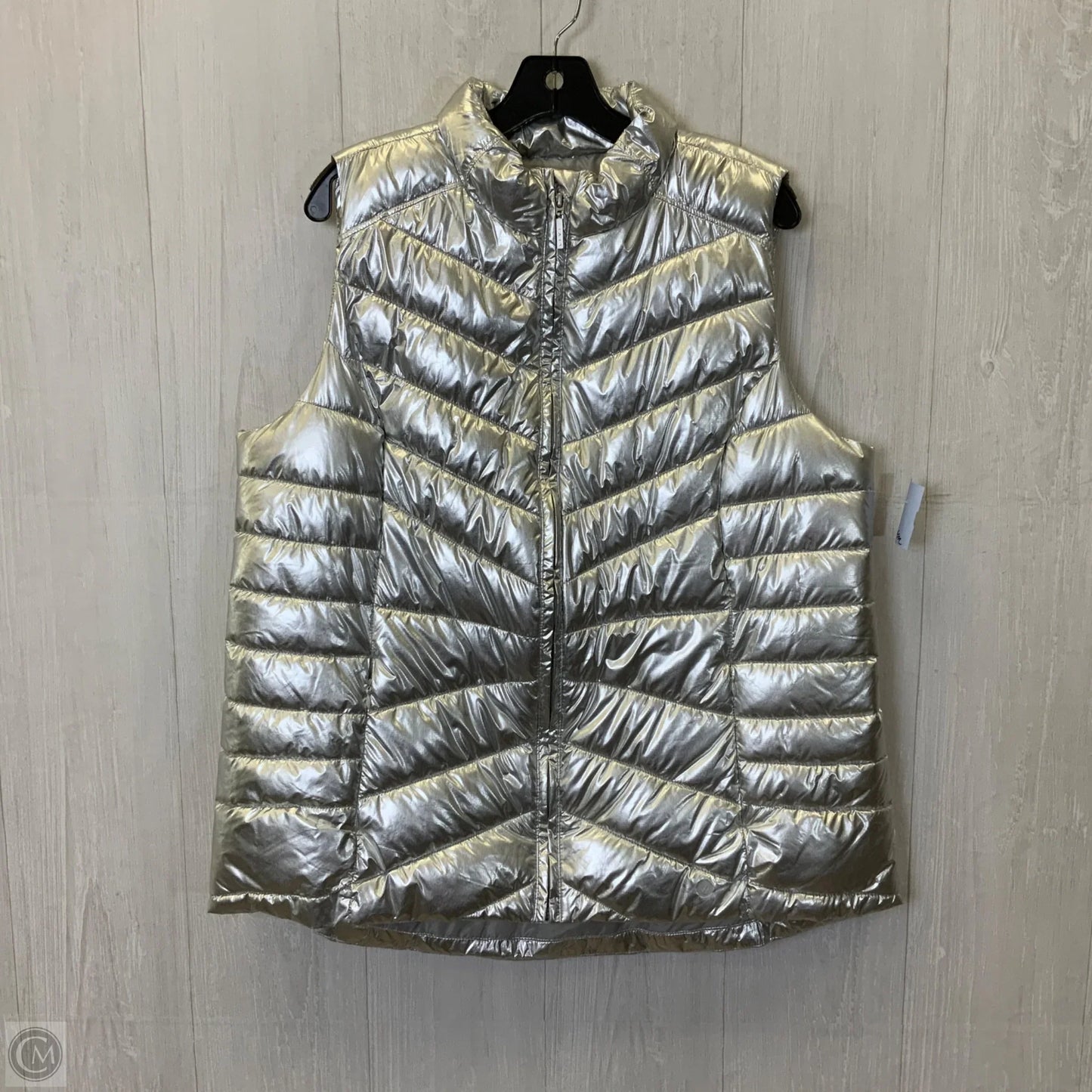 Vest Puffer & Quilted By Livi Active In Silver, Size: 2x