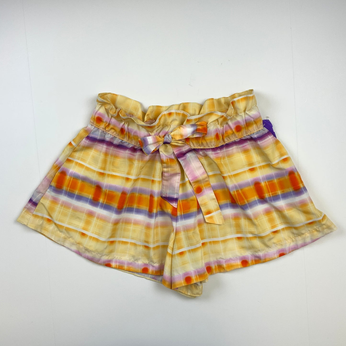 Yellow Shorts Clothes Mentor, Size L