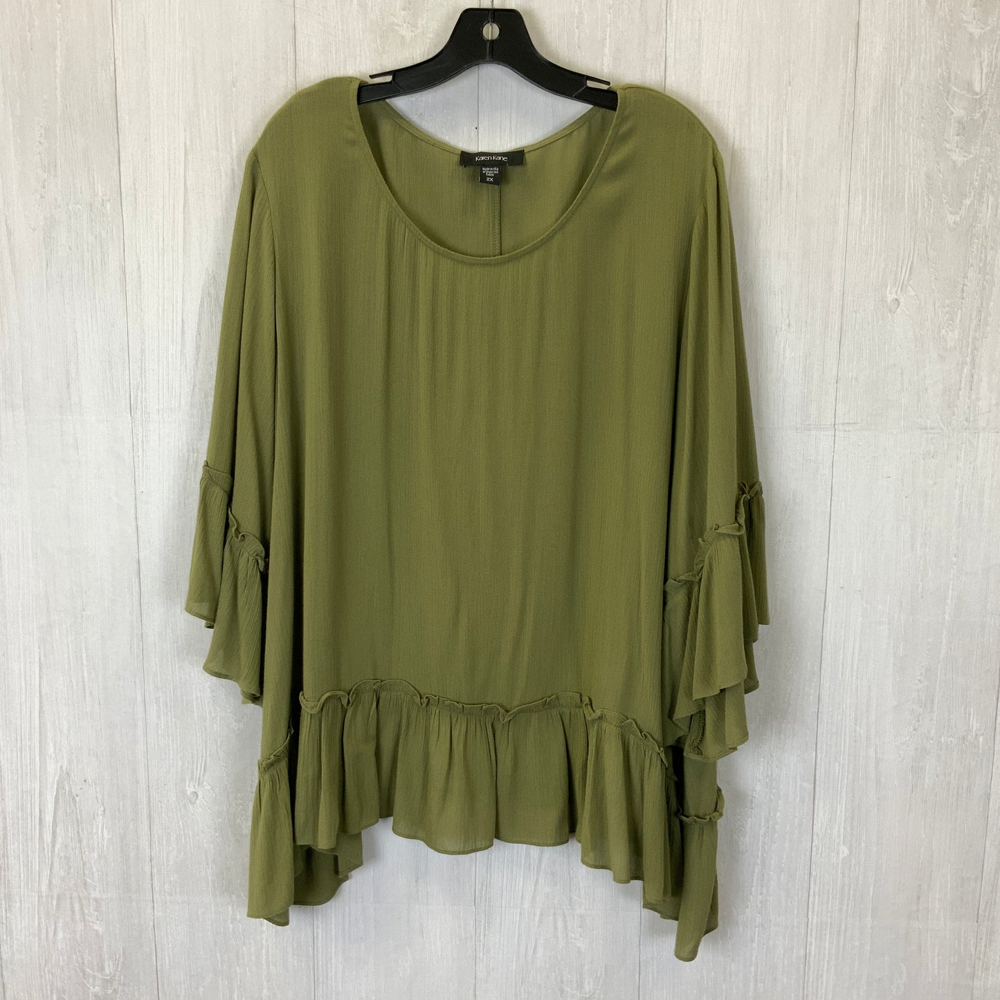 Top Short Sleeve By Karen Kane In Green, Size: 2x