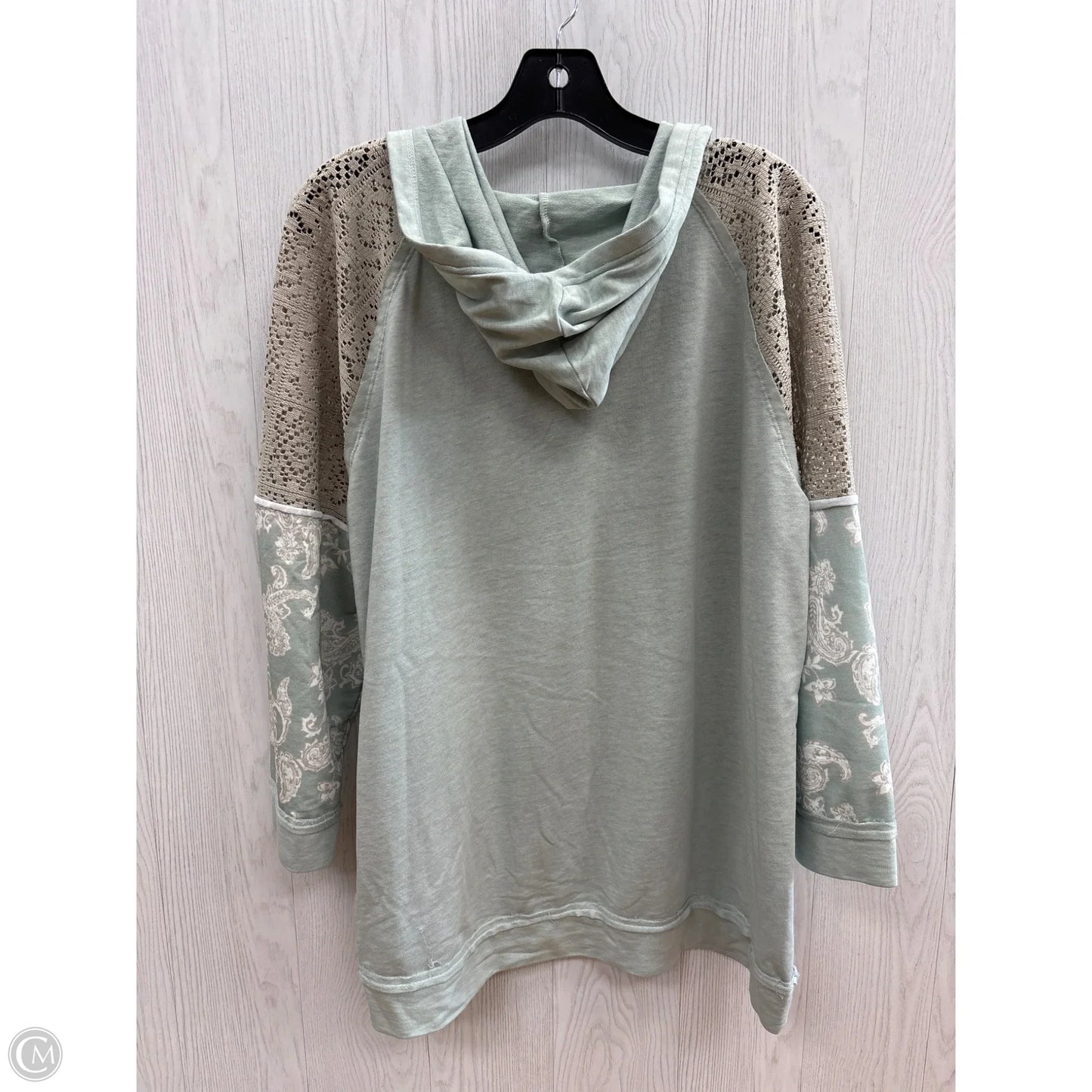 Top Long Sleeve By Cato In Green, Size: 2x