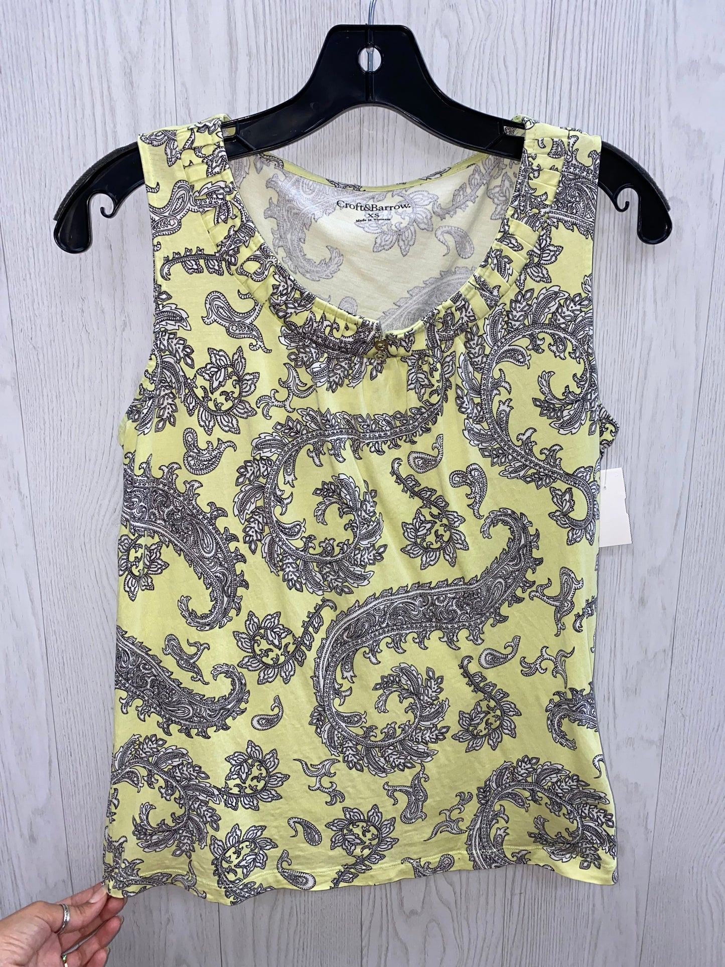 Yellow Top Sleeveless Basic Croft And Barrow, Size Xs