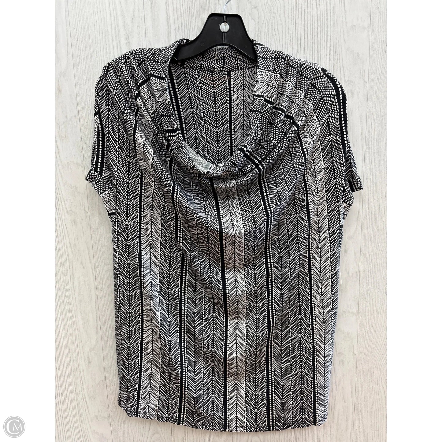 Top Short Sleeve Basic By Coldwater Creek In Black & White, Size: Xl