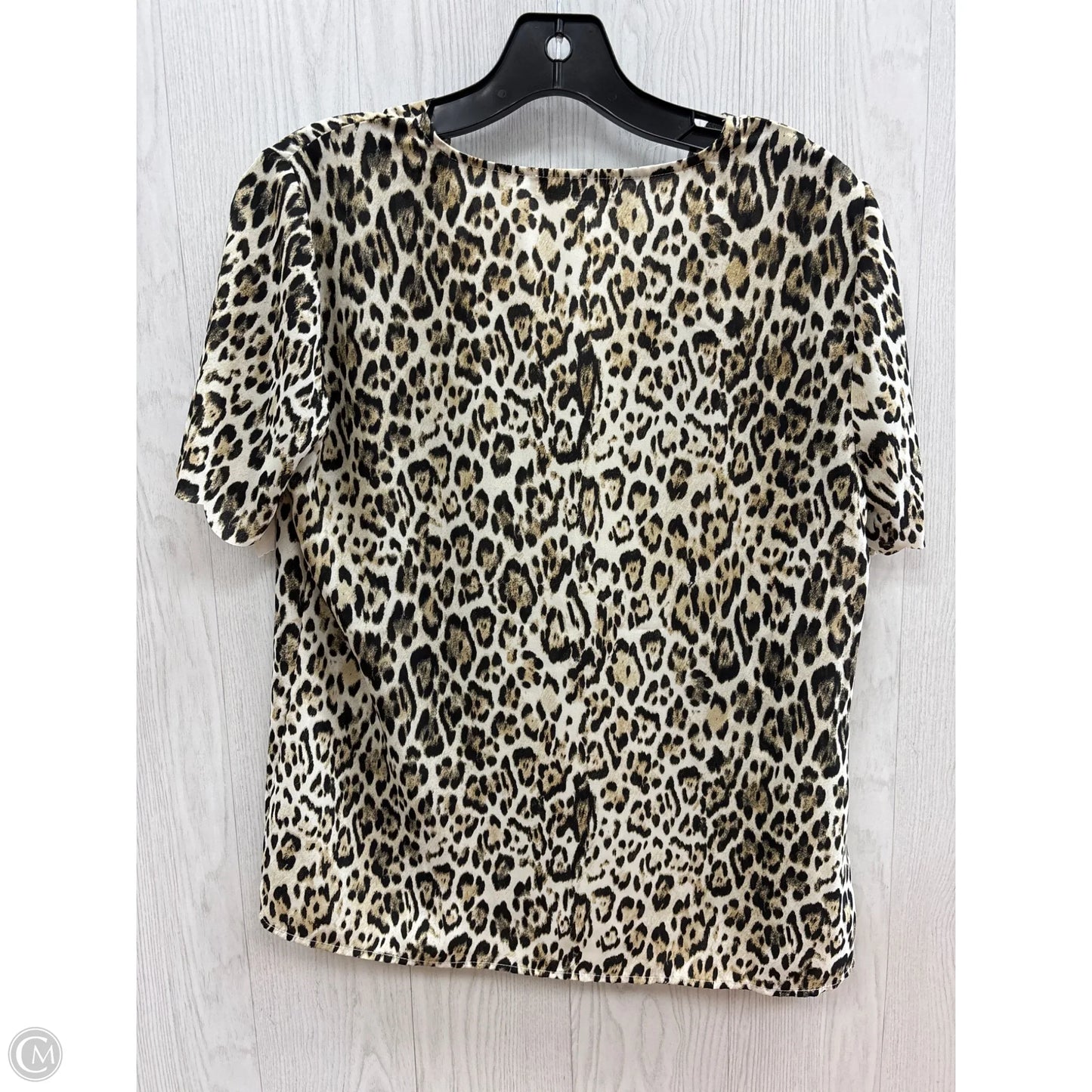 Top Short Sleeve Basic By Clothes Mentor In Leopard Print, Size: S