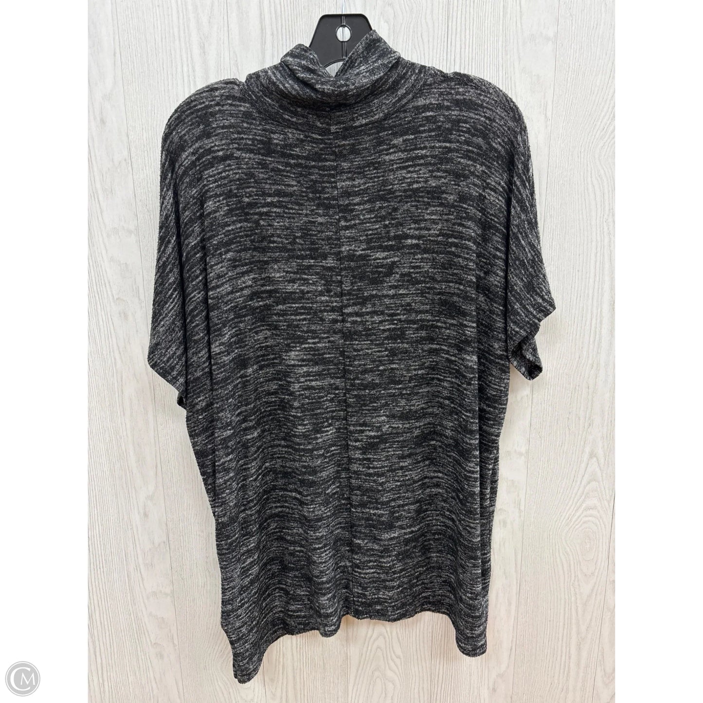 Top Short Sleeve By Apt 9 In Black Grey, Size: M