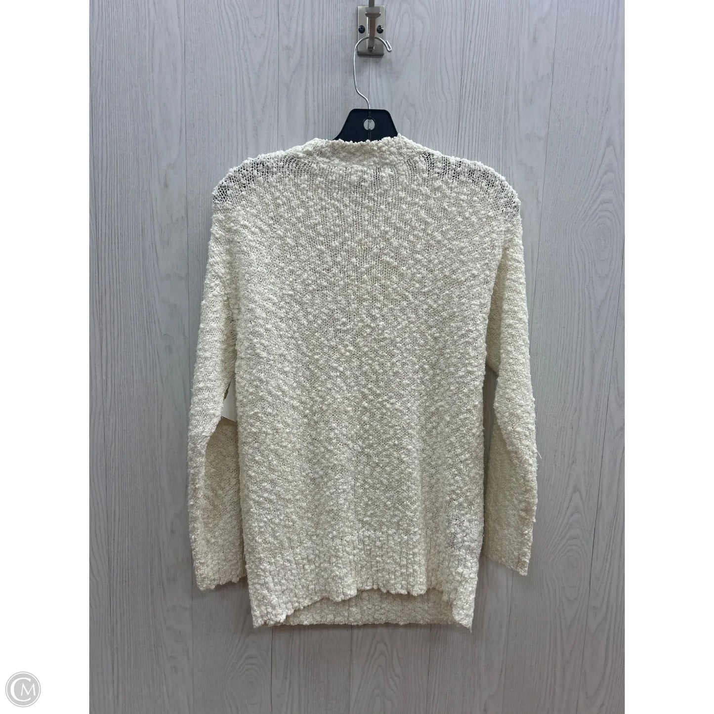 Sweater By Clothes Mentor In Cream, Size: M