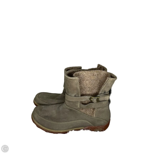 Boots Hiking By Chacos In Green, Size: 9