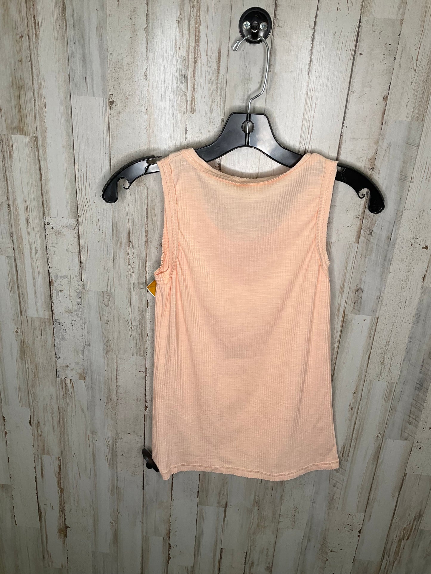 Top Sleeveless By Zenana Outfitters  Size: L