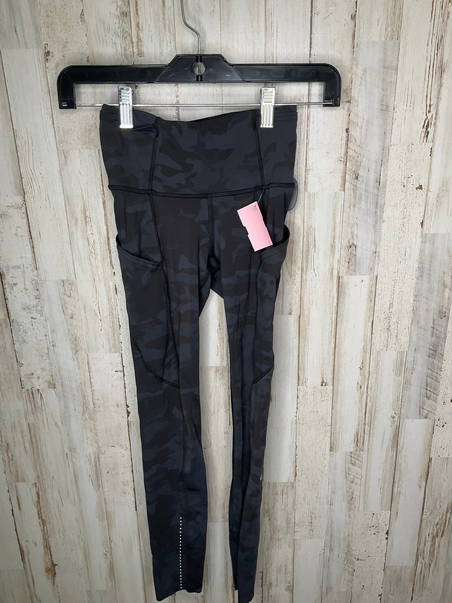 Athletic Pants By Lululemon In Camouflage Print, Size: Xs