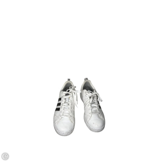 Shoes Sneakers By Adidas In White, Size: 9