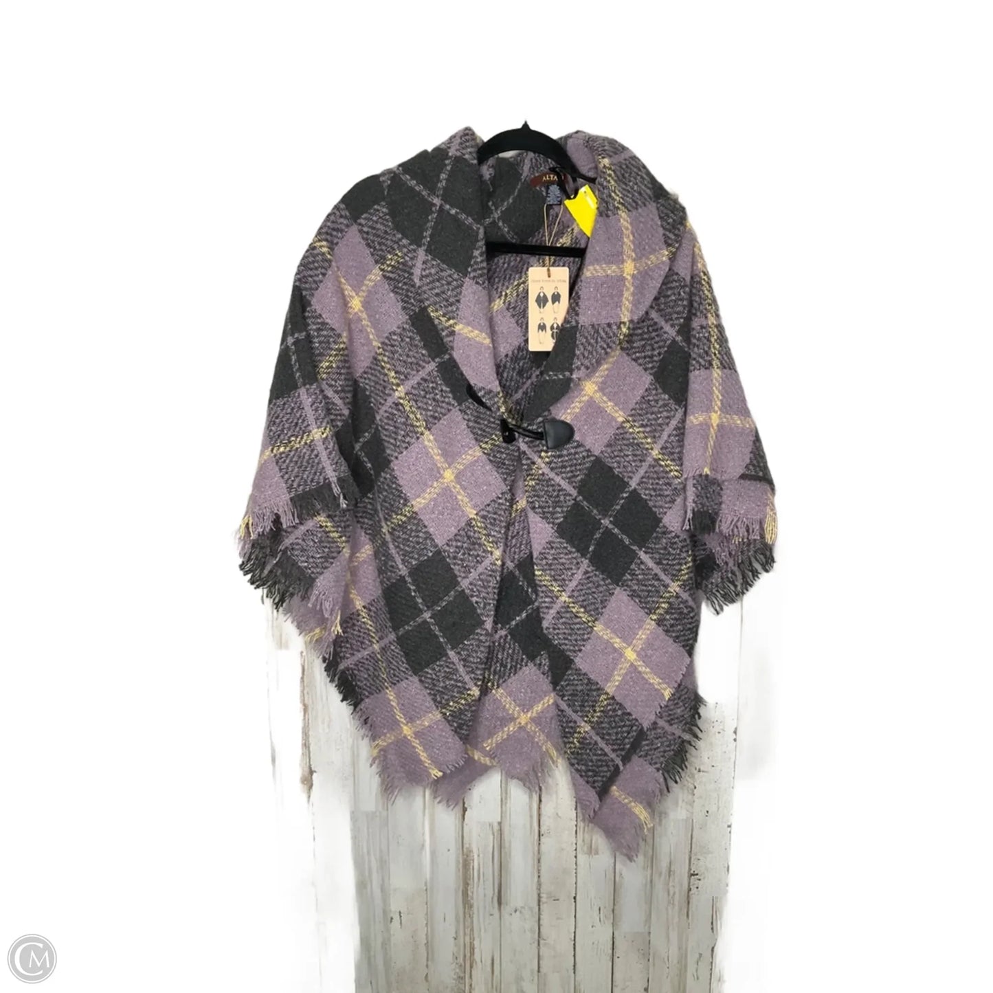 Poncho By Clothes Mentor In Plaid Pattern, Size: Osfm