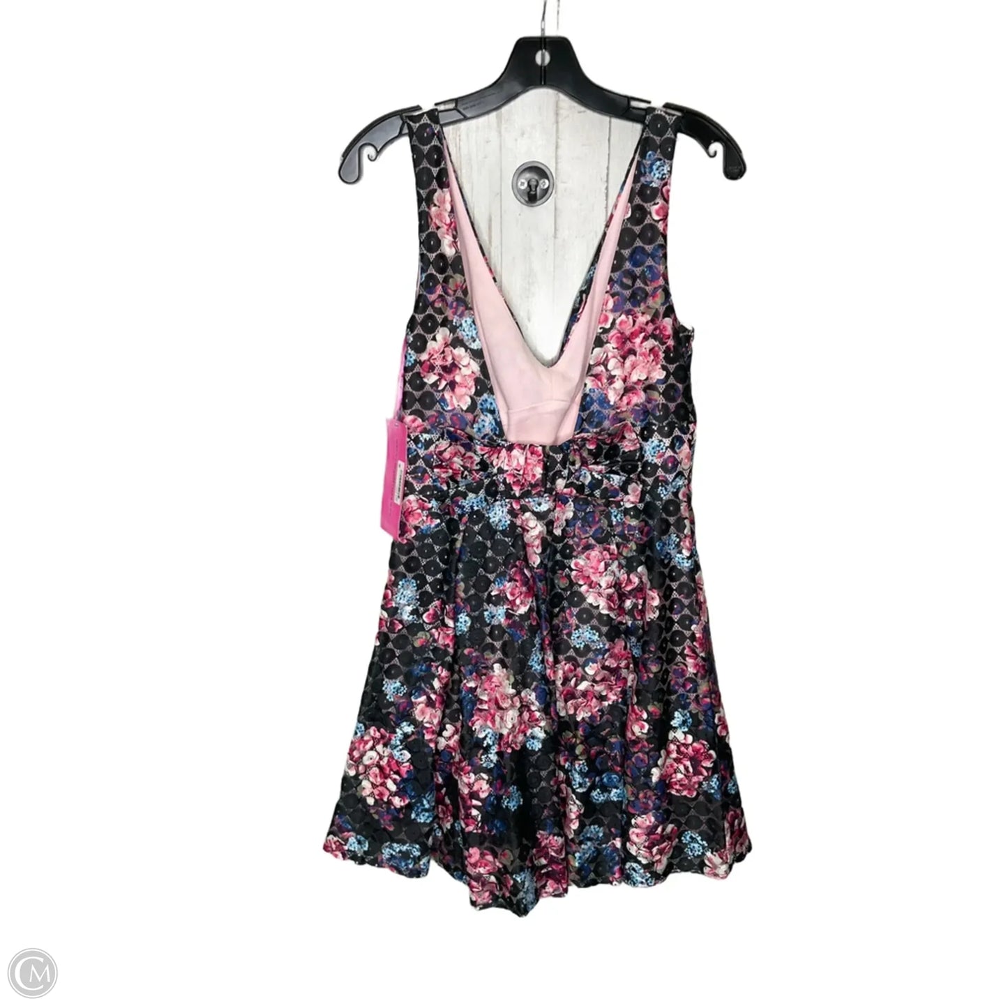 Dress Party Short By Betsey Johnson In Floral Print, Size: 8