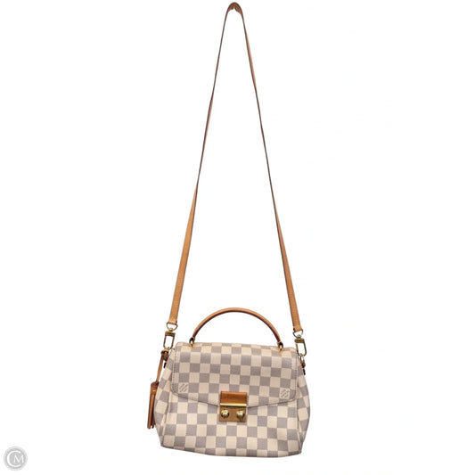 Handbag Luxury Designer By Louis Vuitton, Size: Medium