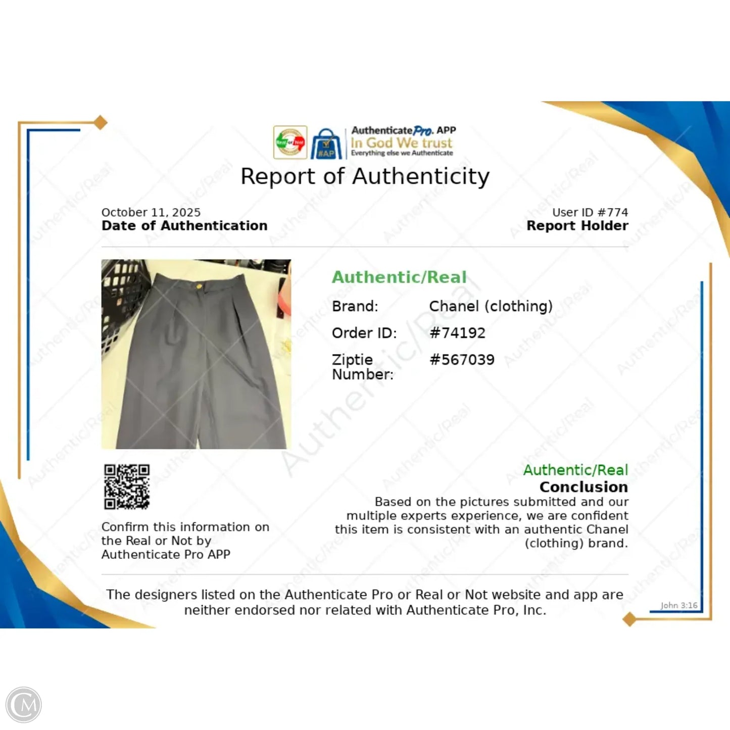 Pants Luxury Designer By Chanel In Navy, Size: 6