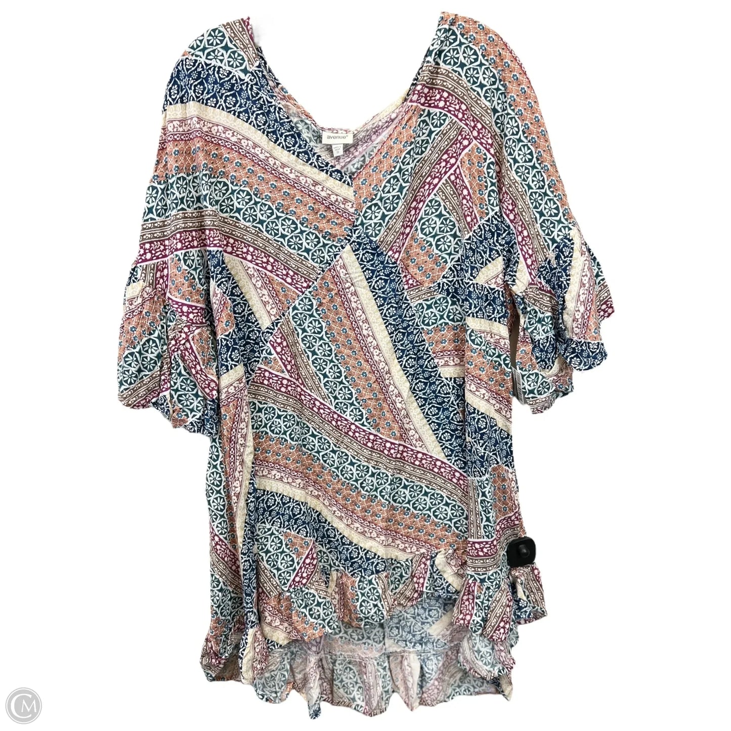 Top Short Sleeve By Avenue In Multi-colored, Size: 2x