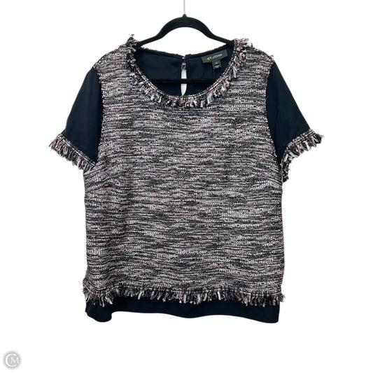 Top Short Sleeve Designer By St. John In Black & Pink, Size: Xl