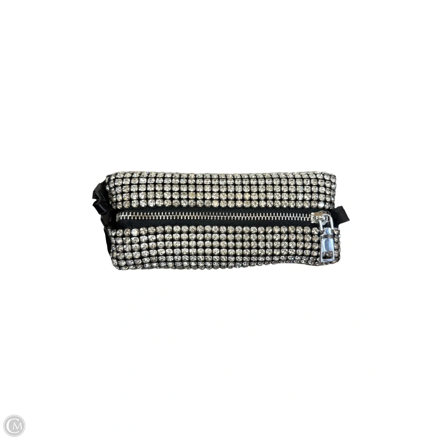 Handbag Size: Small