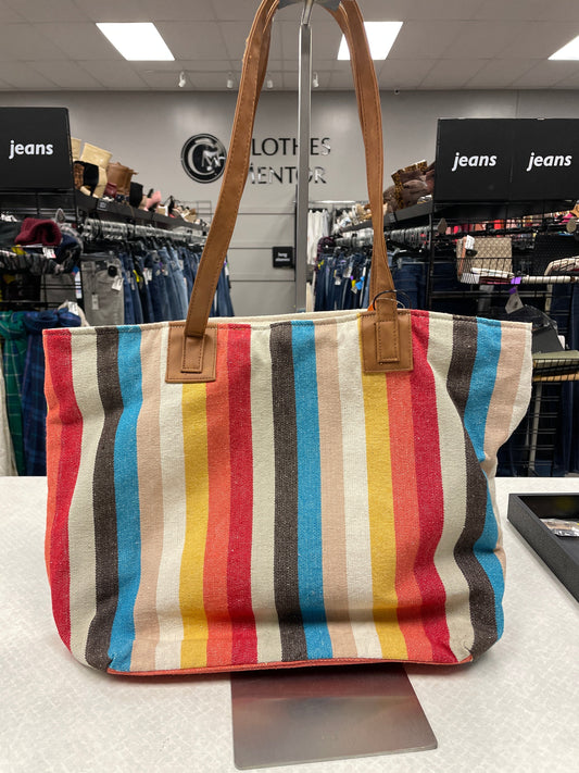 Tote By Clothes Mentor  Size: Medium