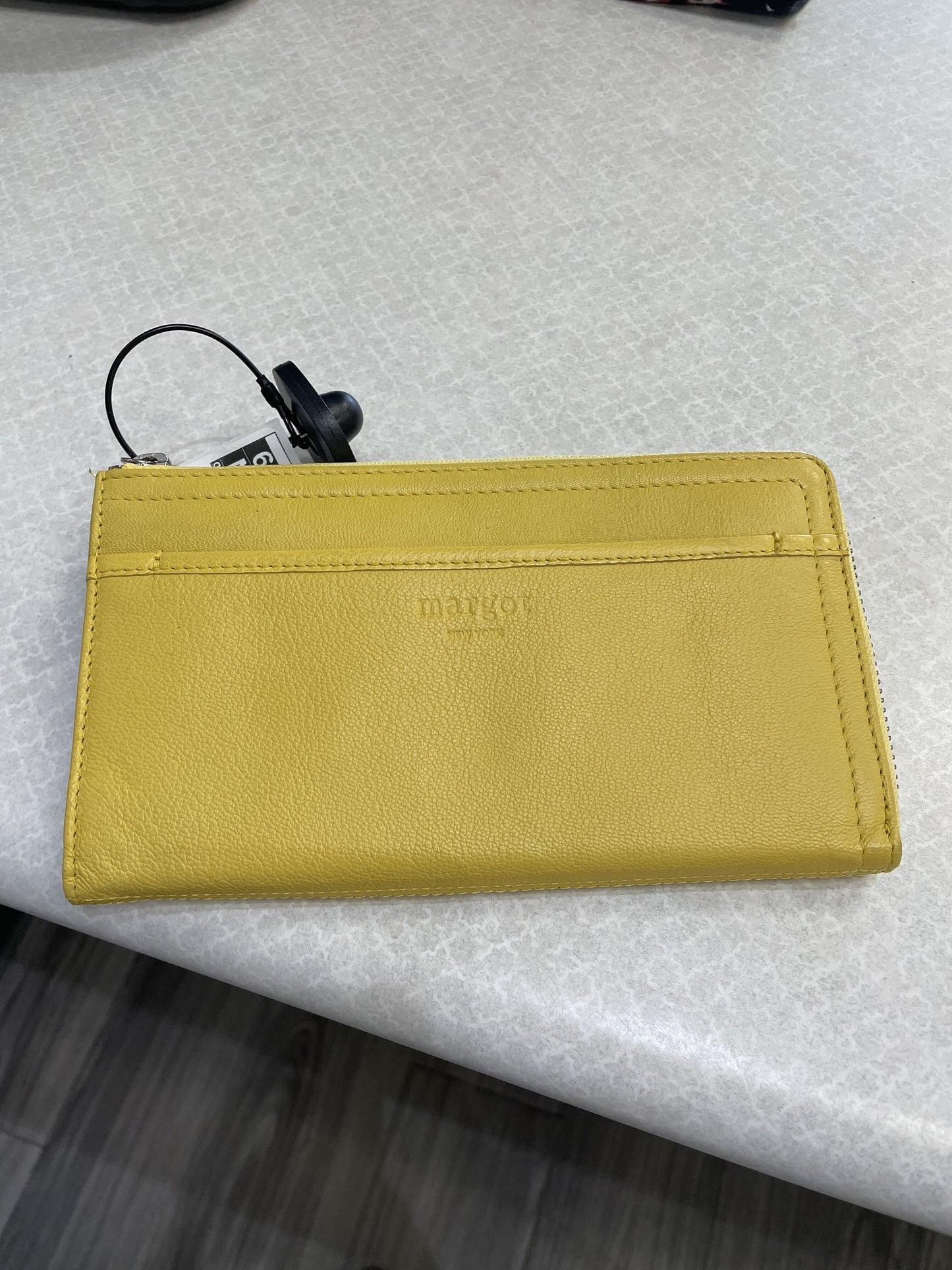 Wallet By Margot  Size: Large