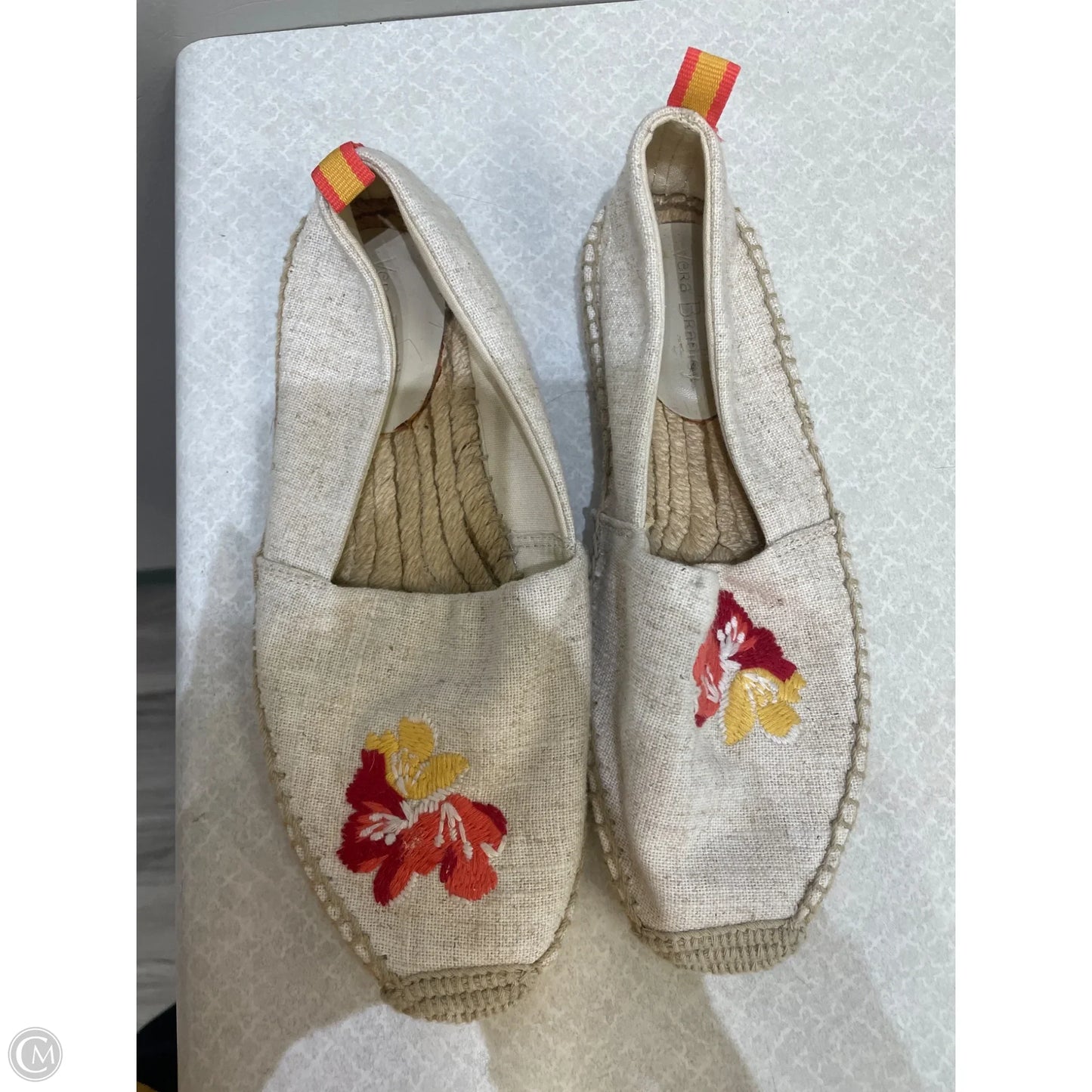 Shoes Flats By Vera Bradley In Cream, Size: 8